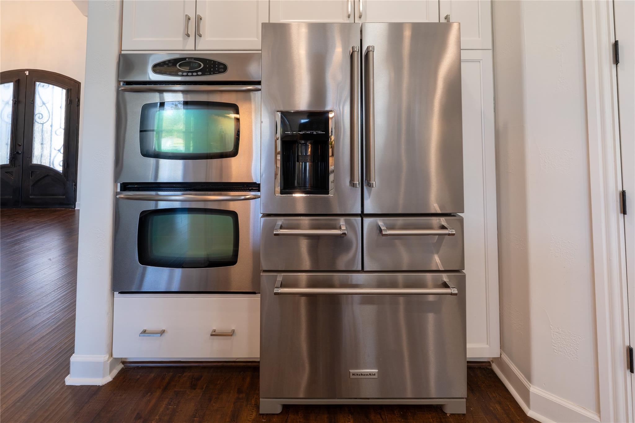 724 Chama Trce, Dripping Springs, TX 78620