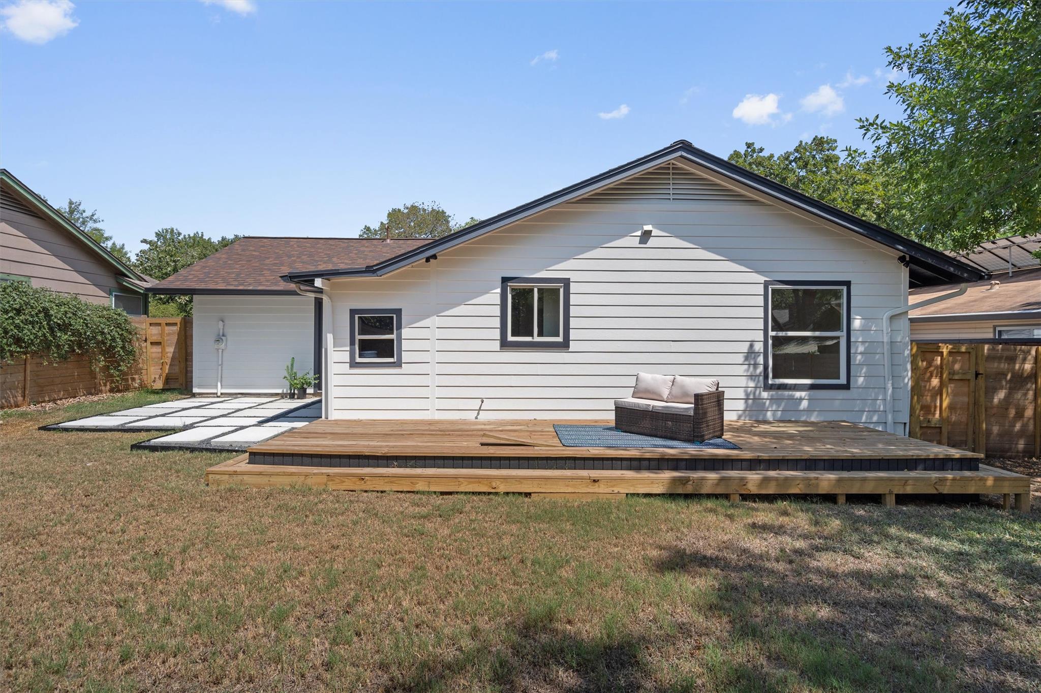 903 Cardiff Dr, Austin, TX 78745