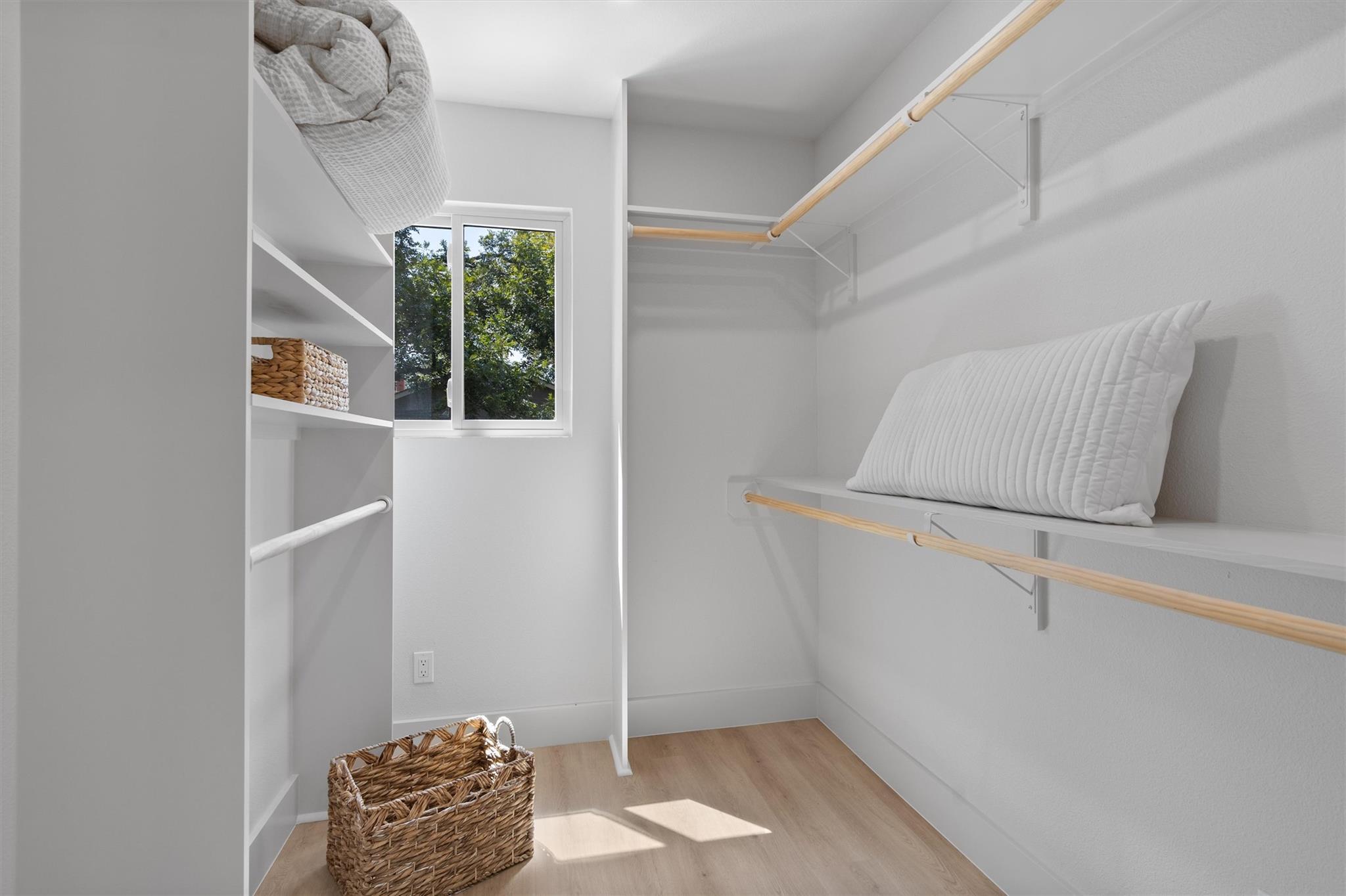 903 Cardiff Dr, Austin, TX 78745