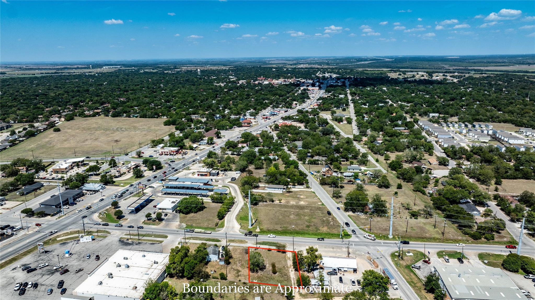 300 Blackjack St, Lockhart, TX 78644