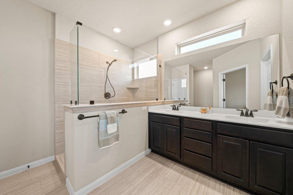 1220 Loma Rnch, New Braunfels, TX 78132