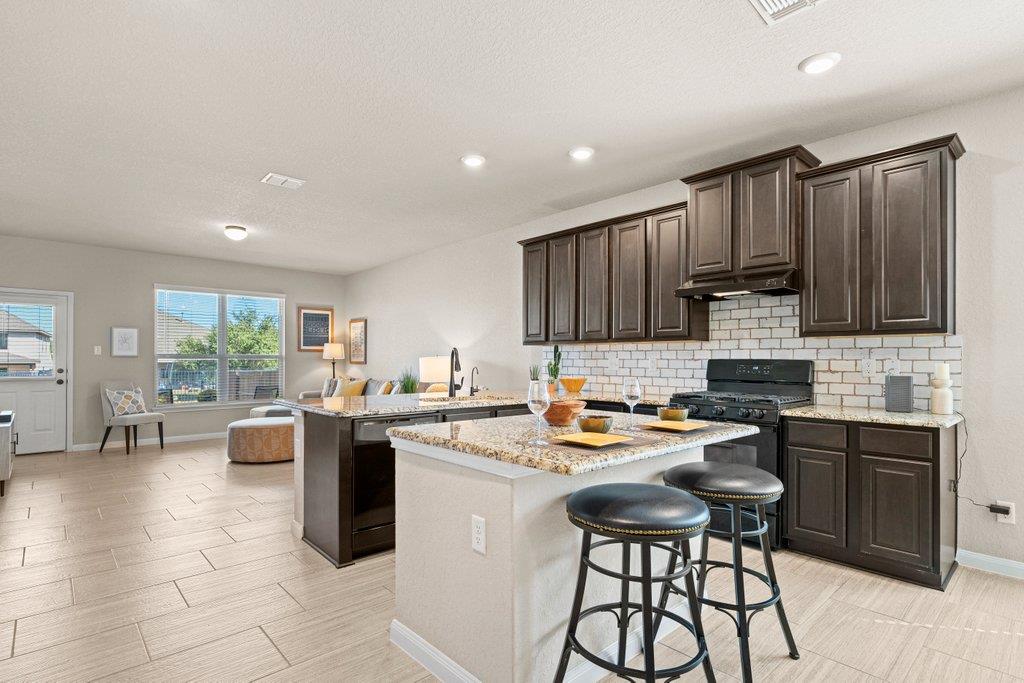 1220 Loma Rnch, New Braunfels, TX 78132