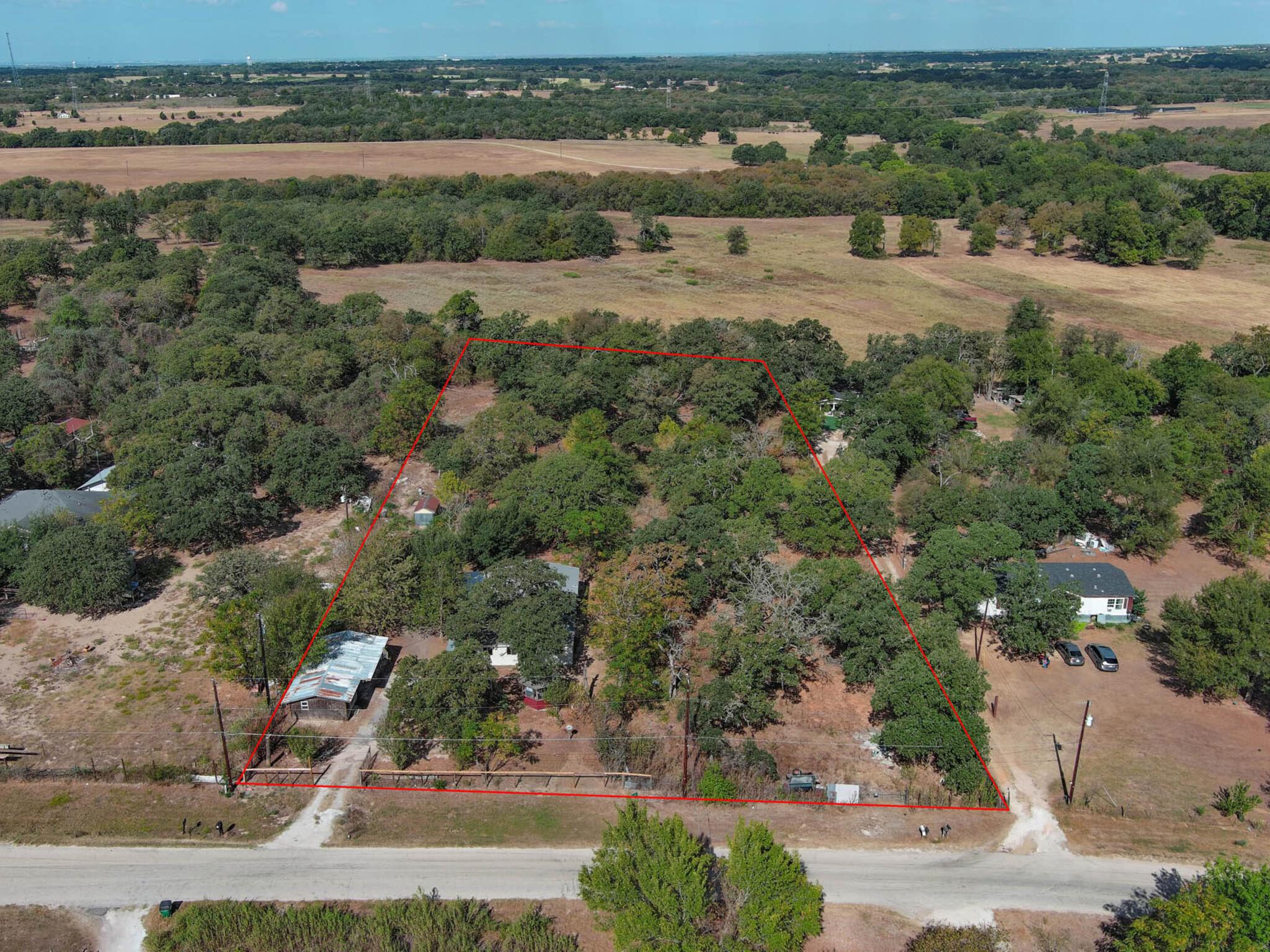 176 Lacy Dr, Elgin, TX 78621