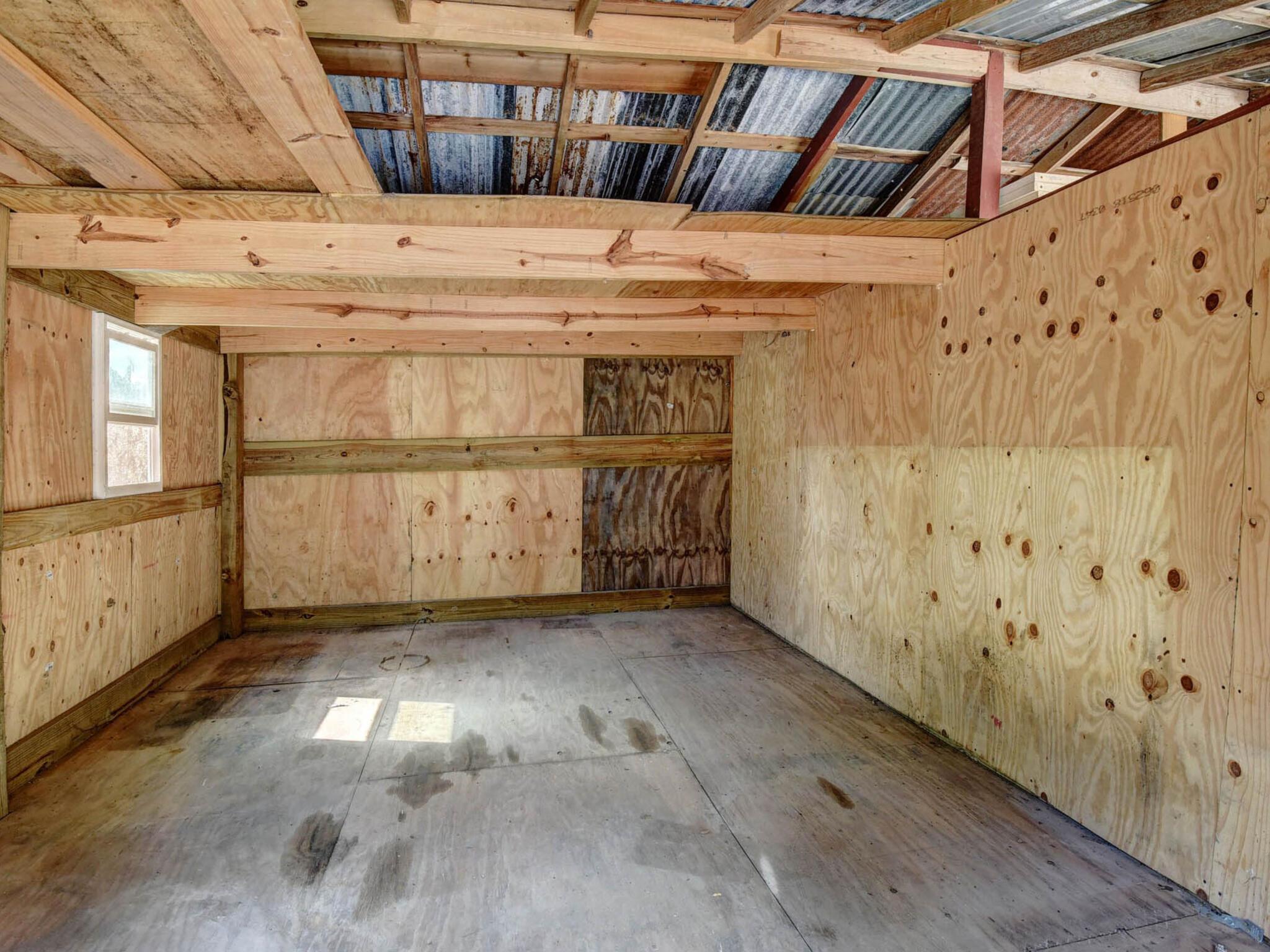 176 Lacy Dr, Elgin, TX 78621