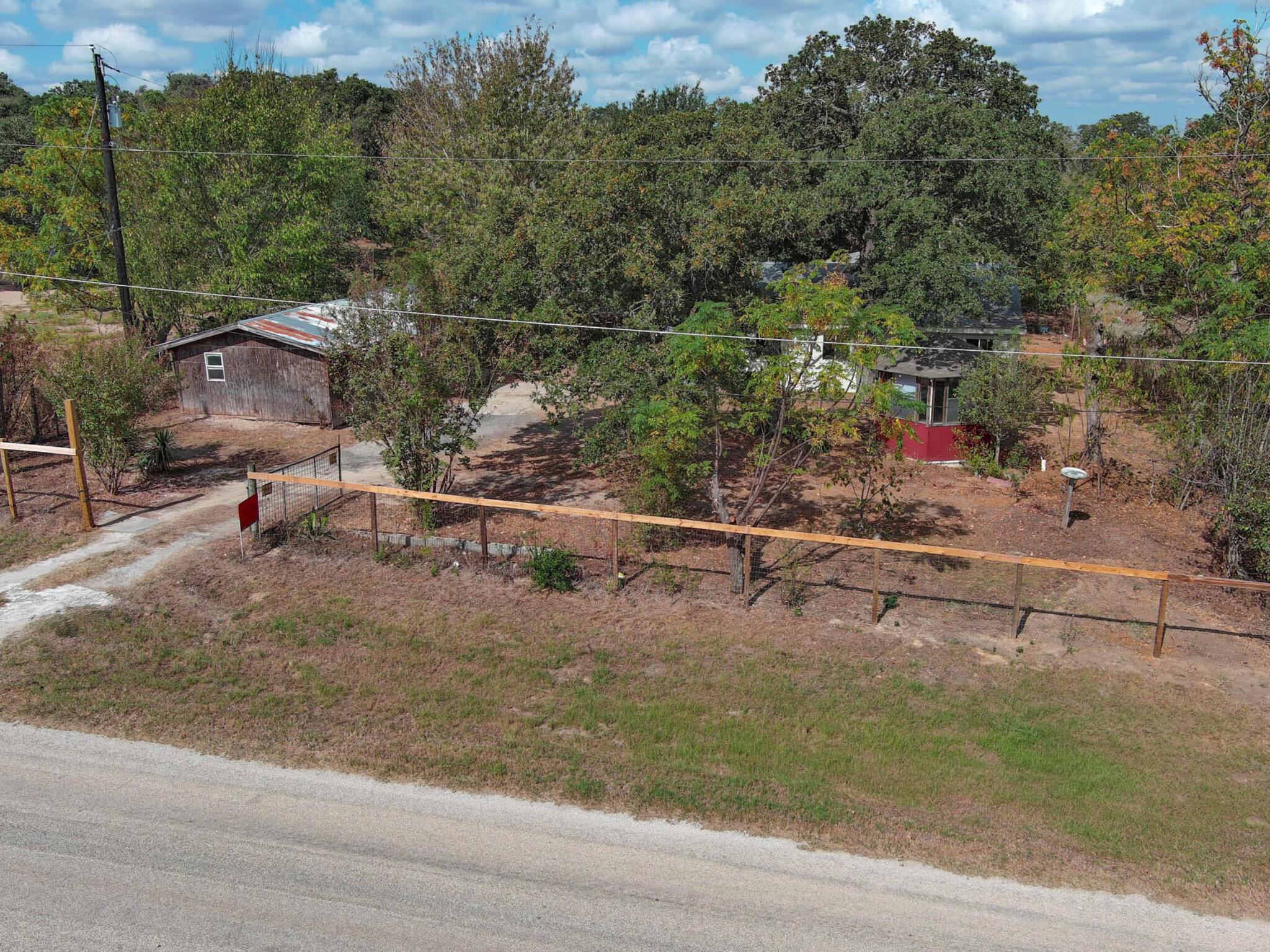 176 Lacy Dr, Elgin, TX 78621