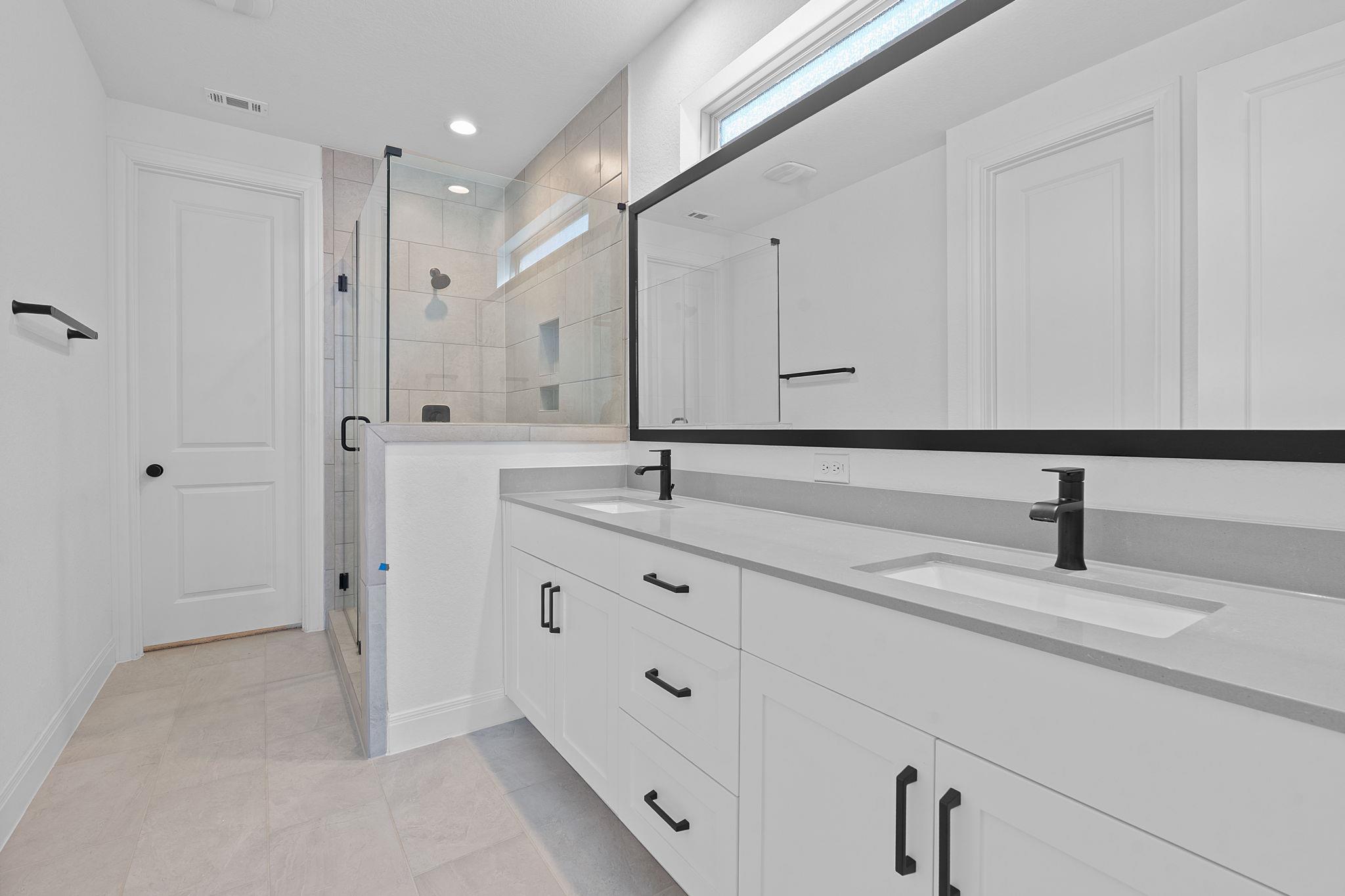 321 Orleanian Dr, Buda, TX 78610