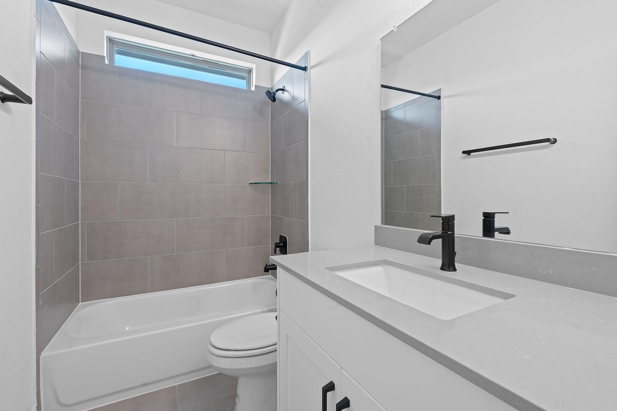 321 Orleanian Dr, Buda, TX 78610