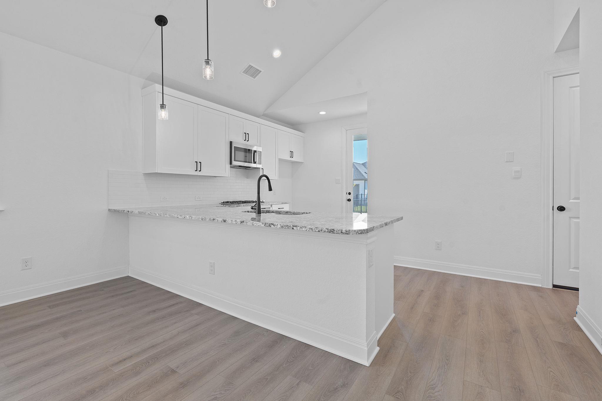 321 Orleanian Dr, Buda, TX 78610