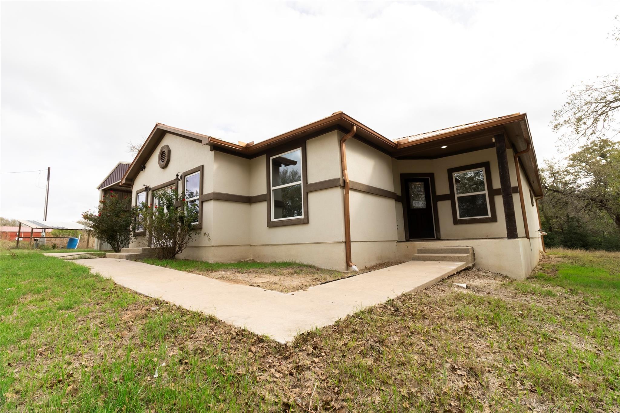 1261 Fm 20, Cedar Creek, TX 78612