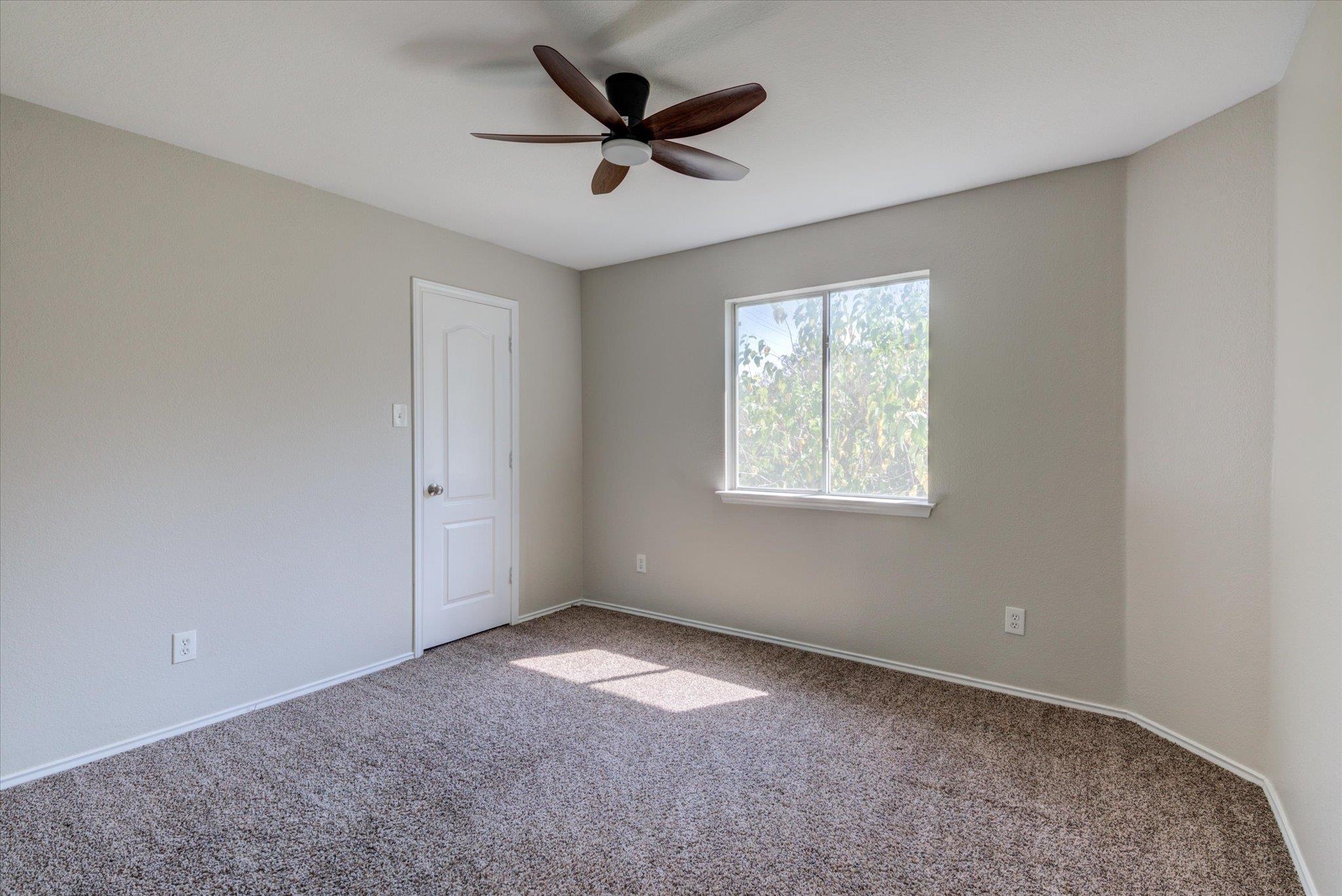 1602 Diana Dr, Round Rock, TX 78664