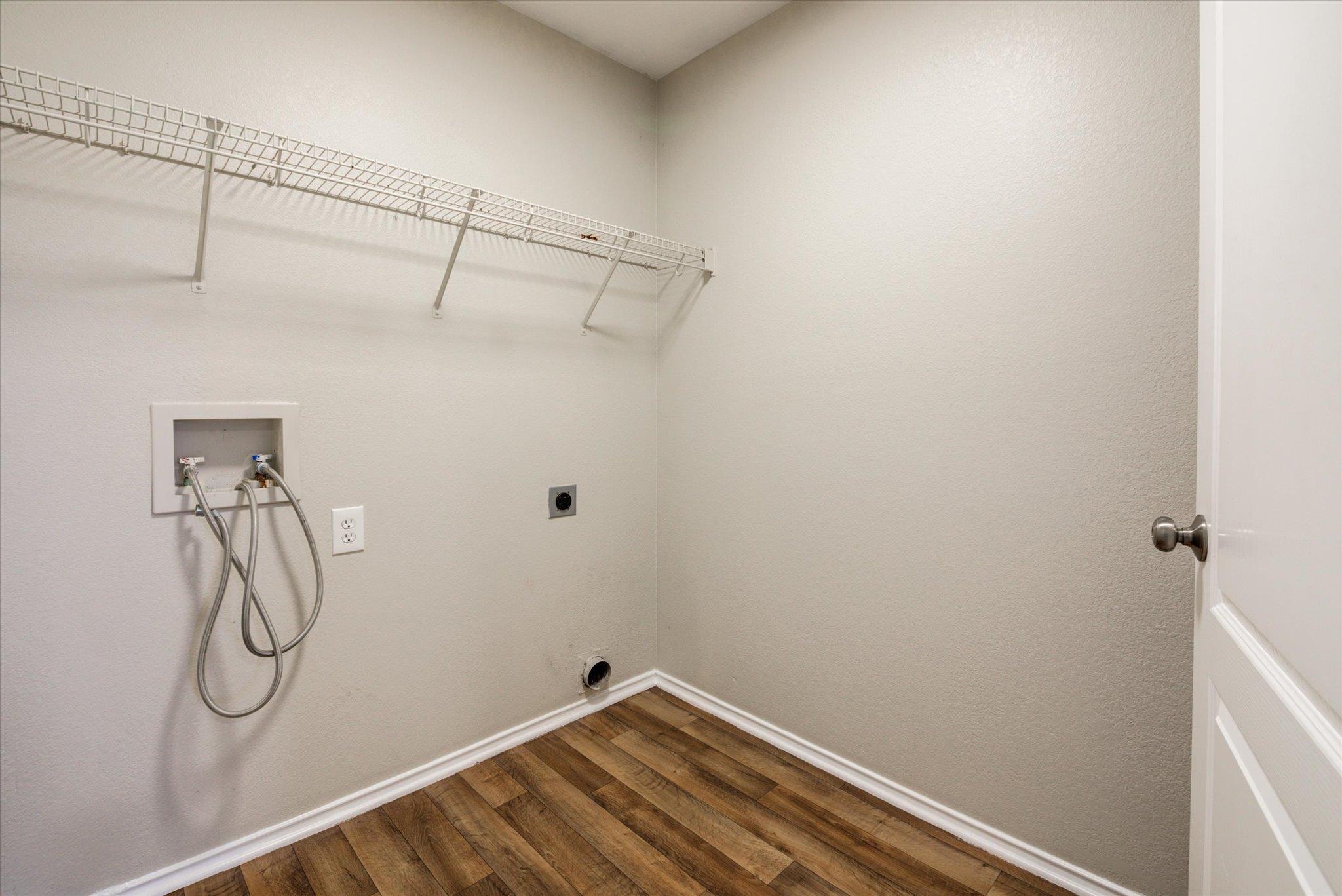 1602 Diana Dr, Round Rock, TX 78664