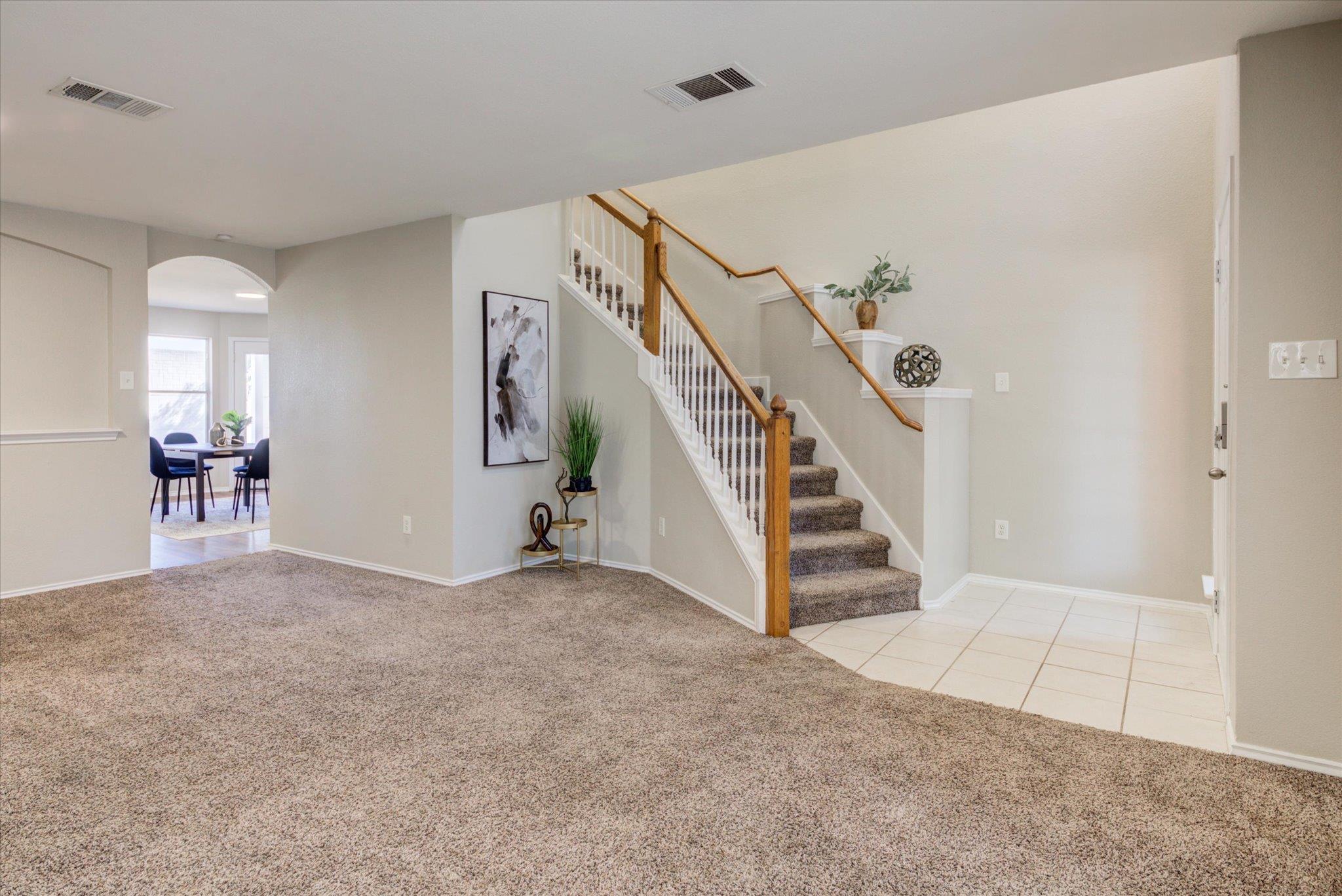 1602 Diana Dr, Round Rock, TX 78664