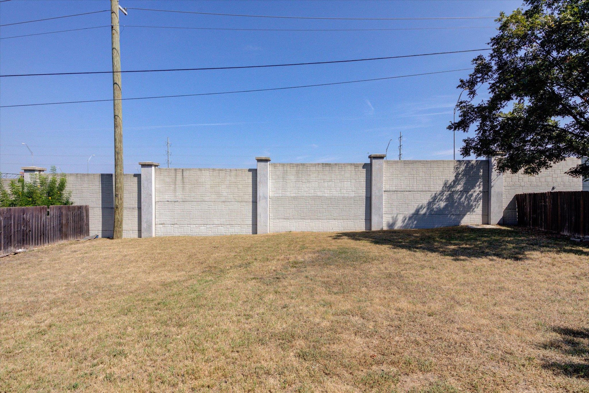 1602 Diana Dr, Round Rock, TX 78664