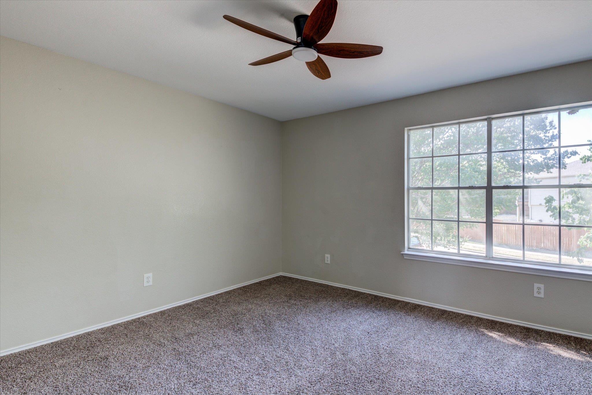 1602 Diana Dr, Round Rock, TX 78664