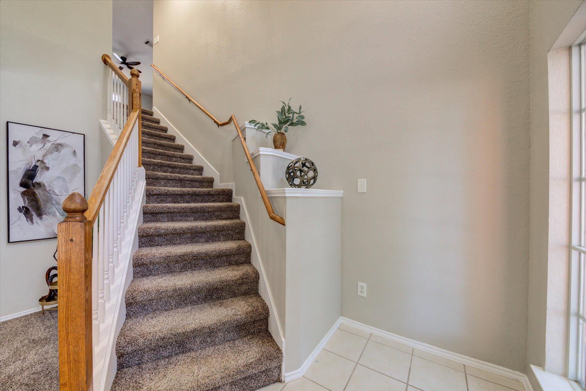 1602 Diana Dr, Round Rock, TX 78664