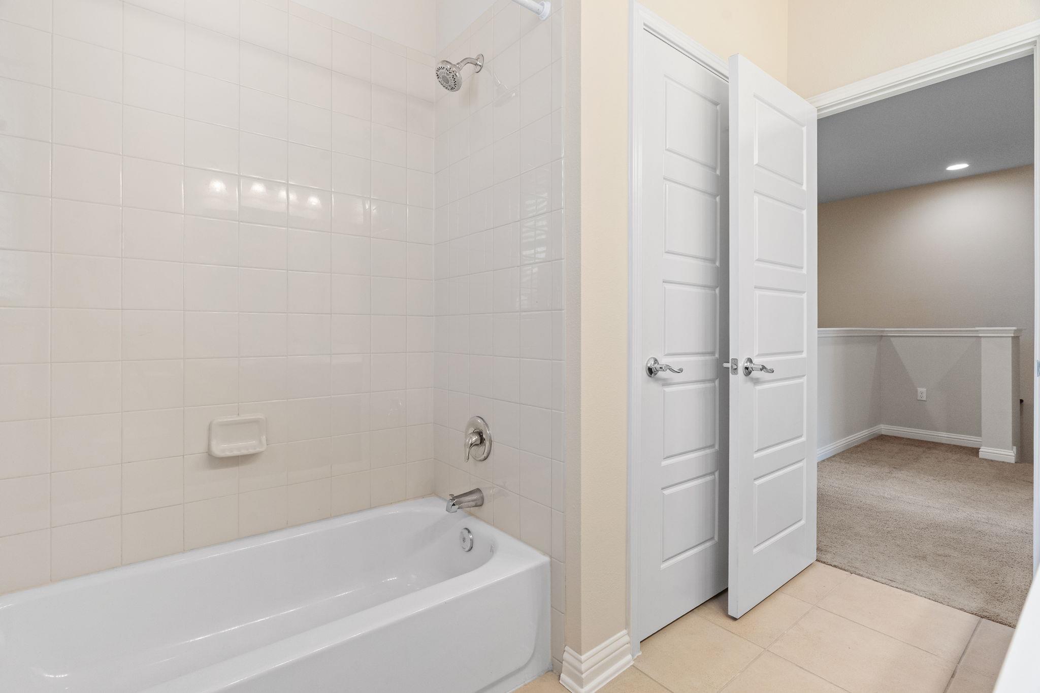 6814 E Riverside Dr # 35, Austin, TX 78741