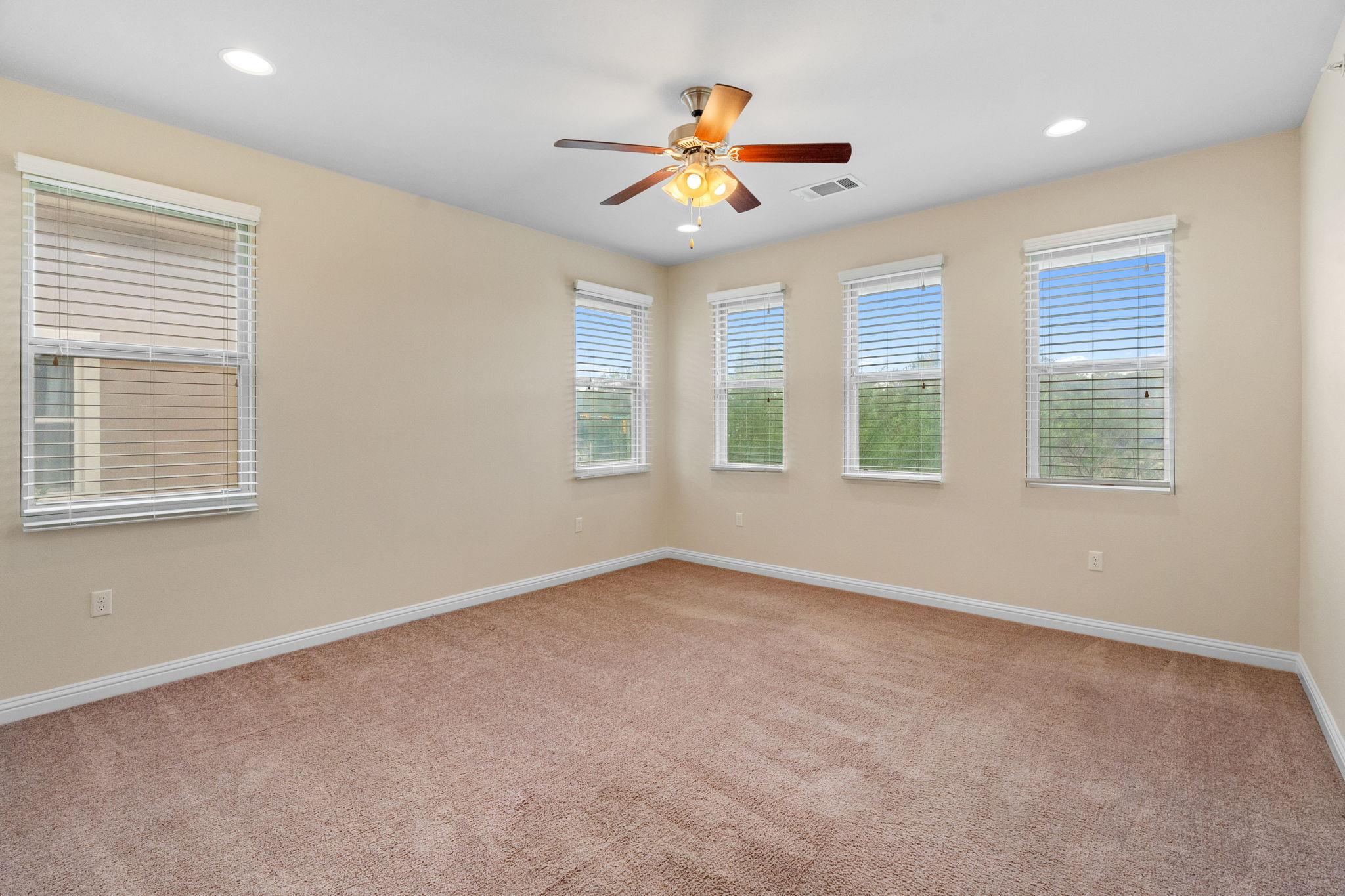 6814 E Riverside Dr # 35, Austin, TX 78741