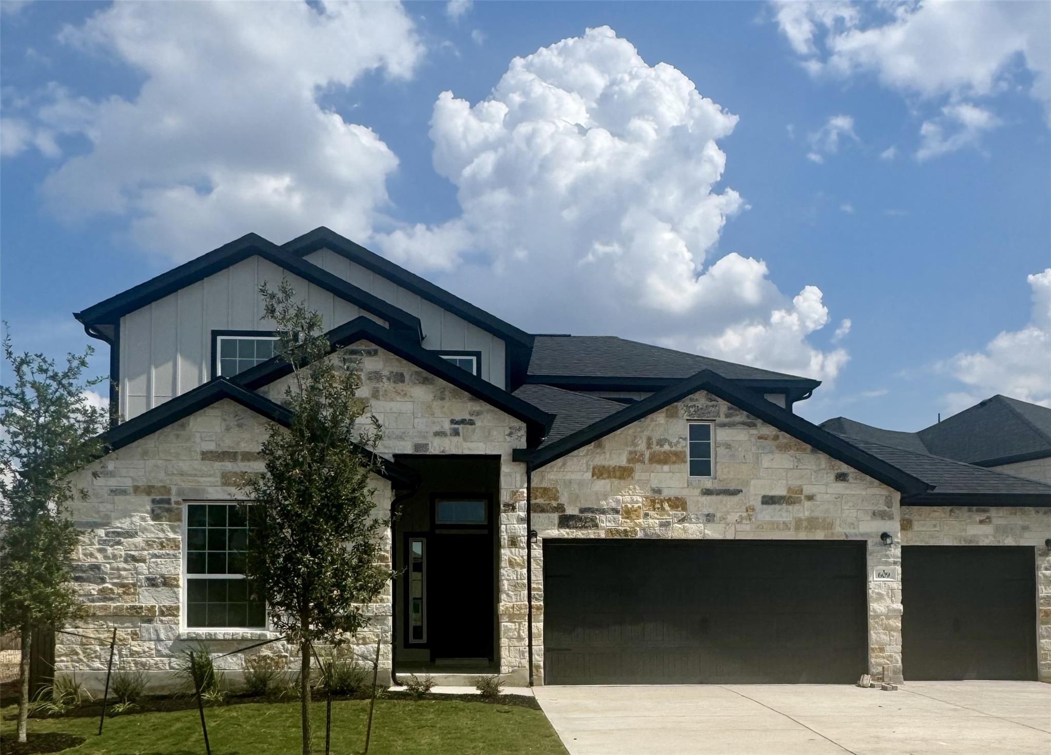 609 Echo Pass, Liberty Hill, TX 78642