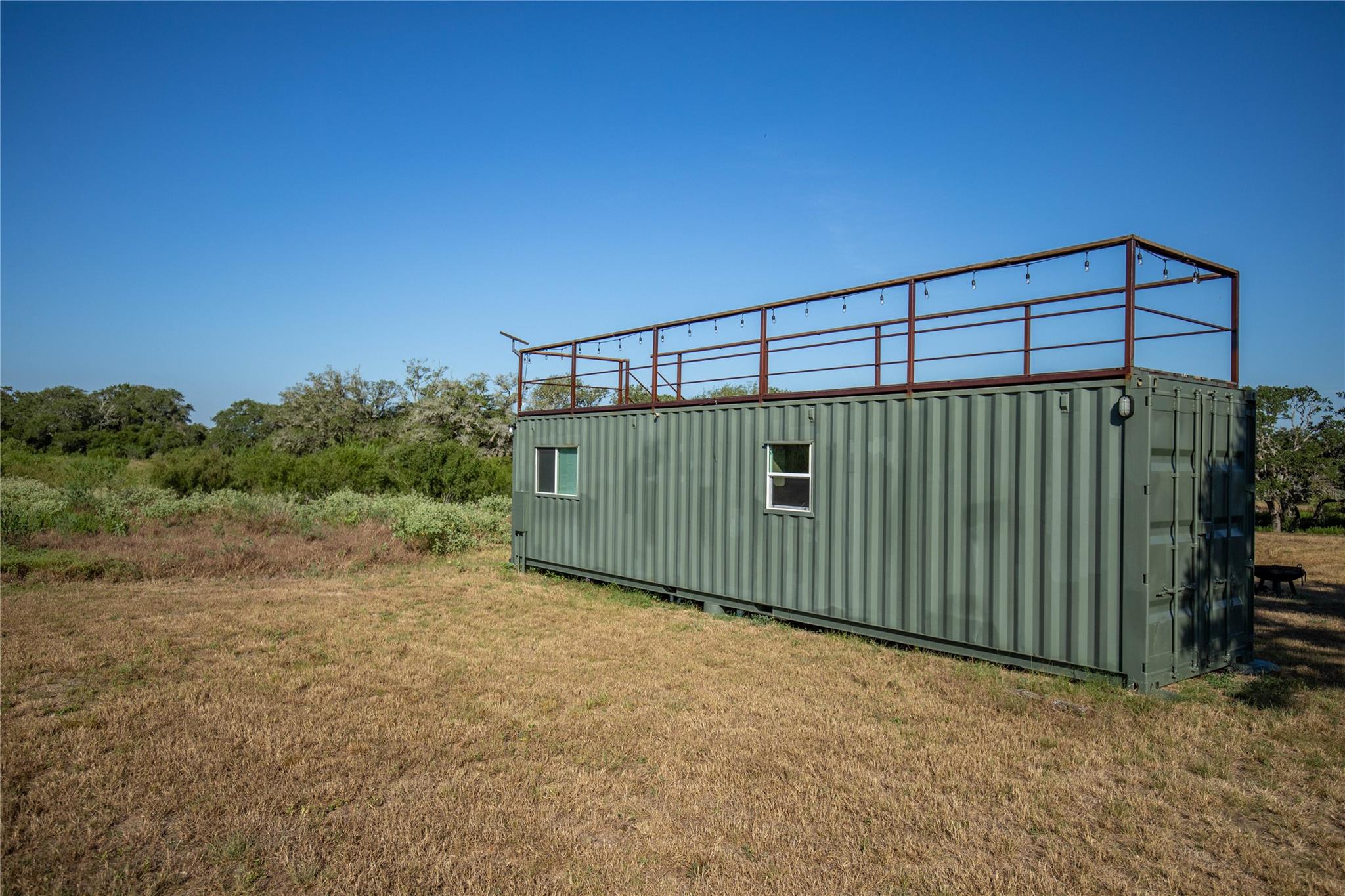 000 Stratton Rd, Yoakum, TX 77995