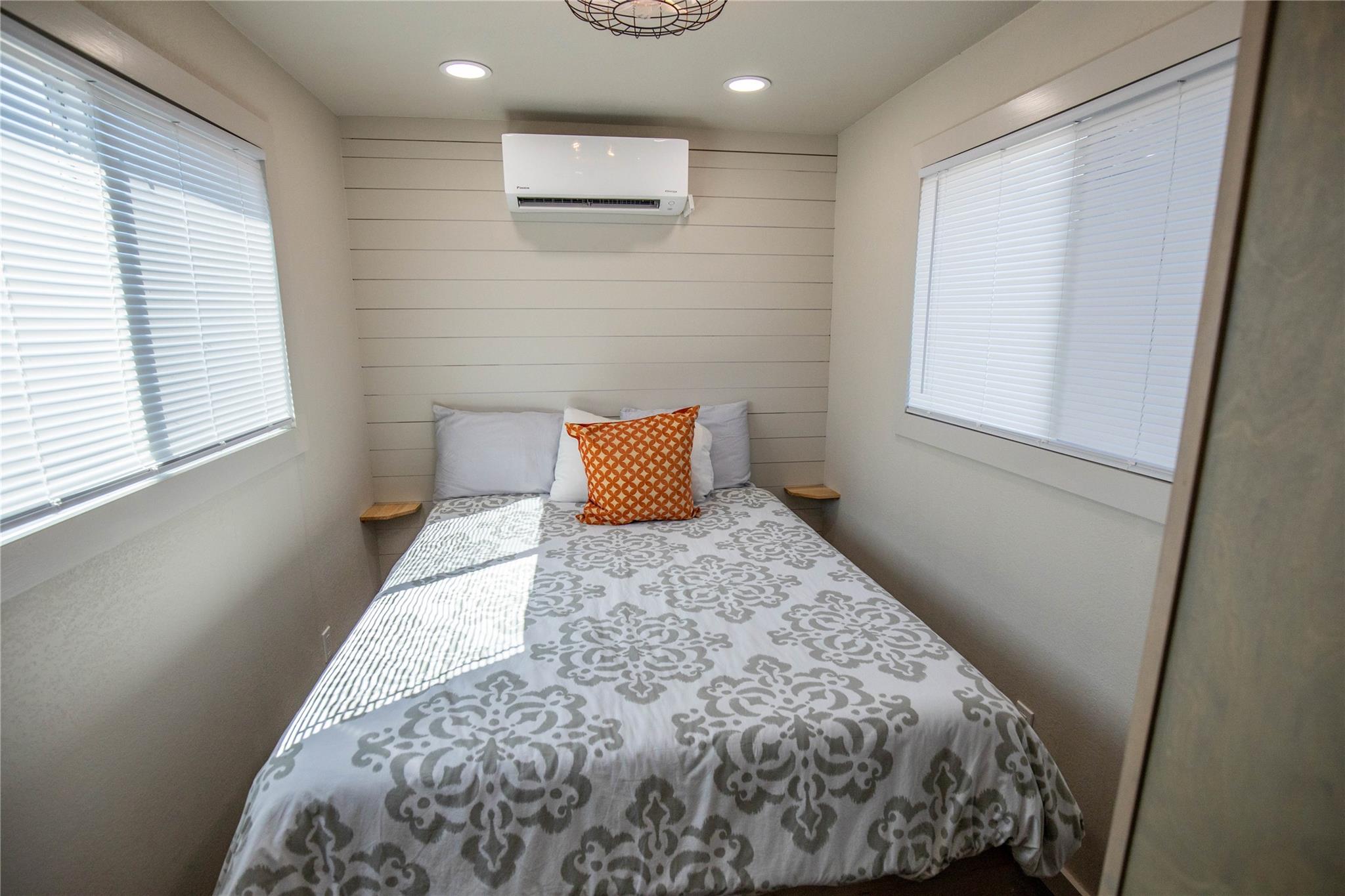 000 Stratton Rd, Yoakum, TX 77995