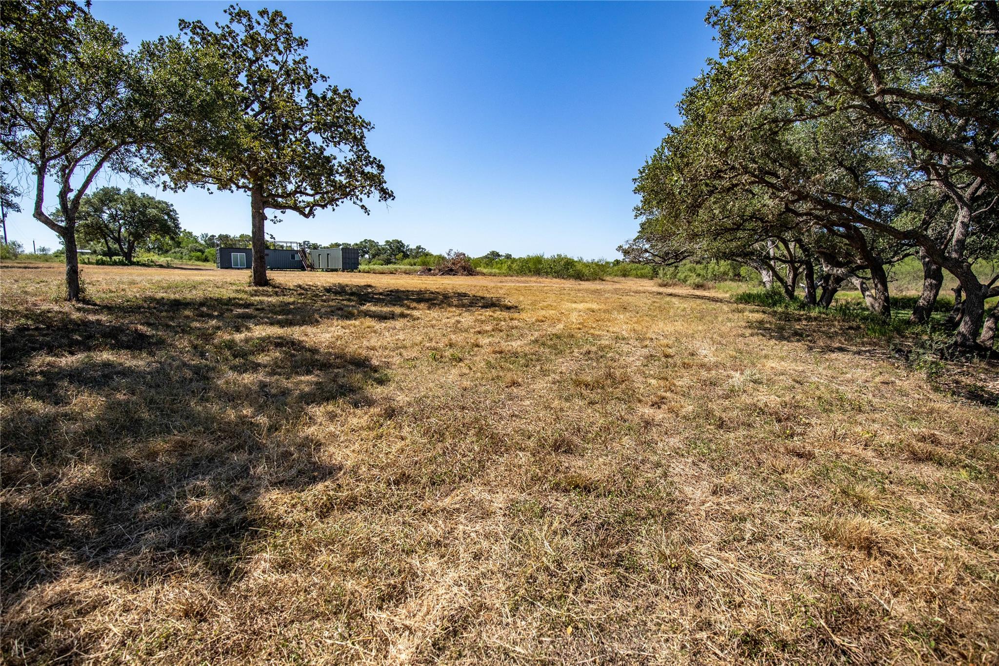000 Stratton Rd, Yoakum, TX 77995