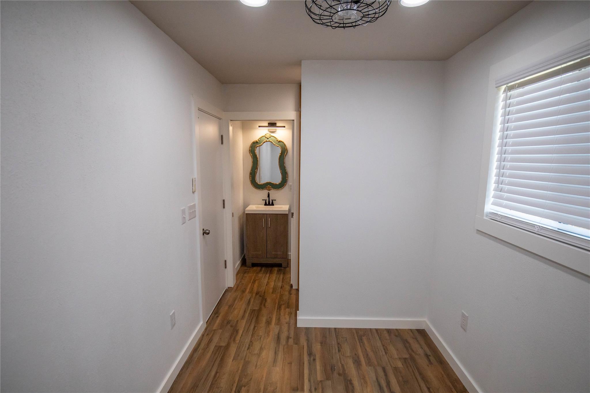 000 Stratton Rd, Yoakum, TX 77995