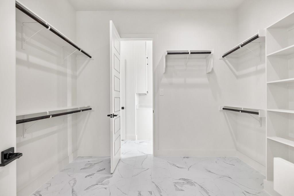 306 Interlaken St, Fredericksburg, TX 78624