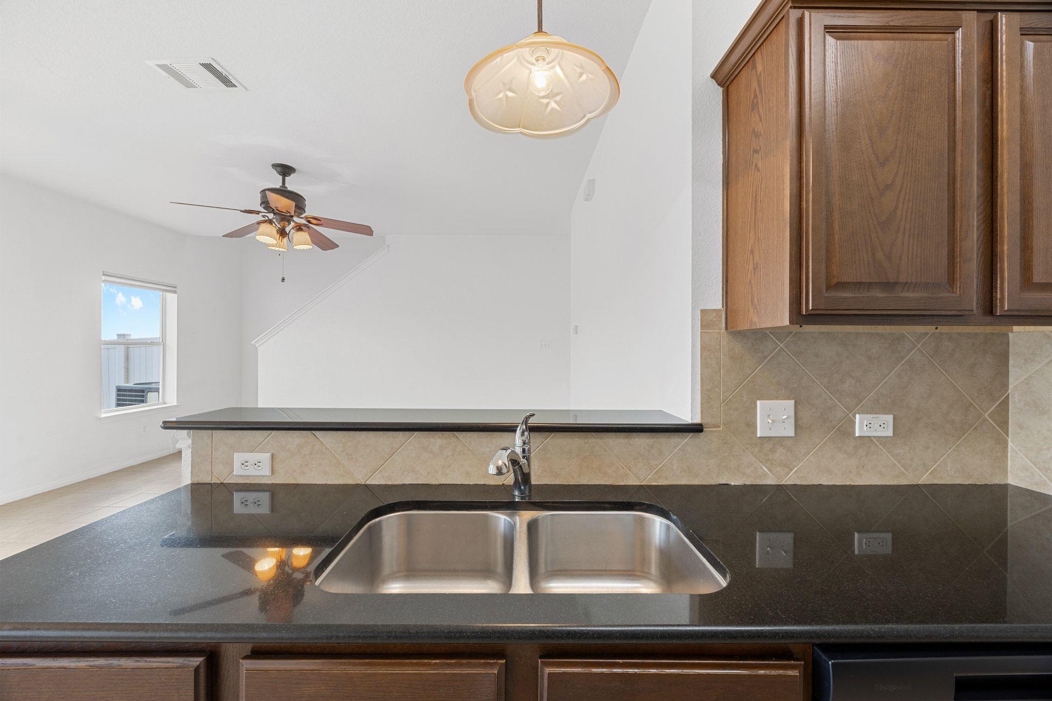 1900 Little Elm Trl # 98, Cedar Park, TX 78613