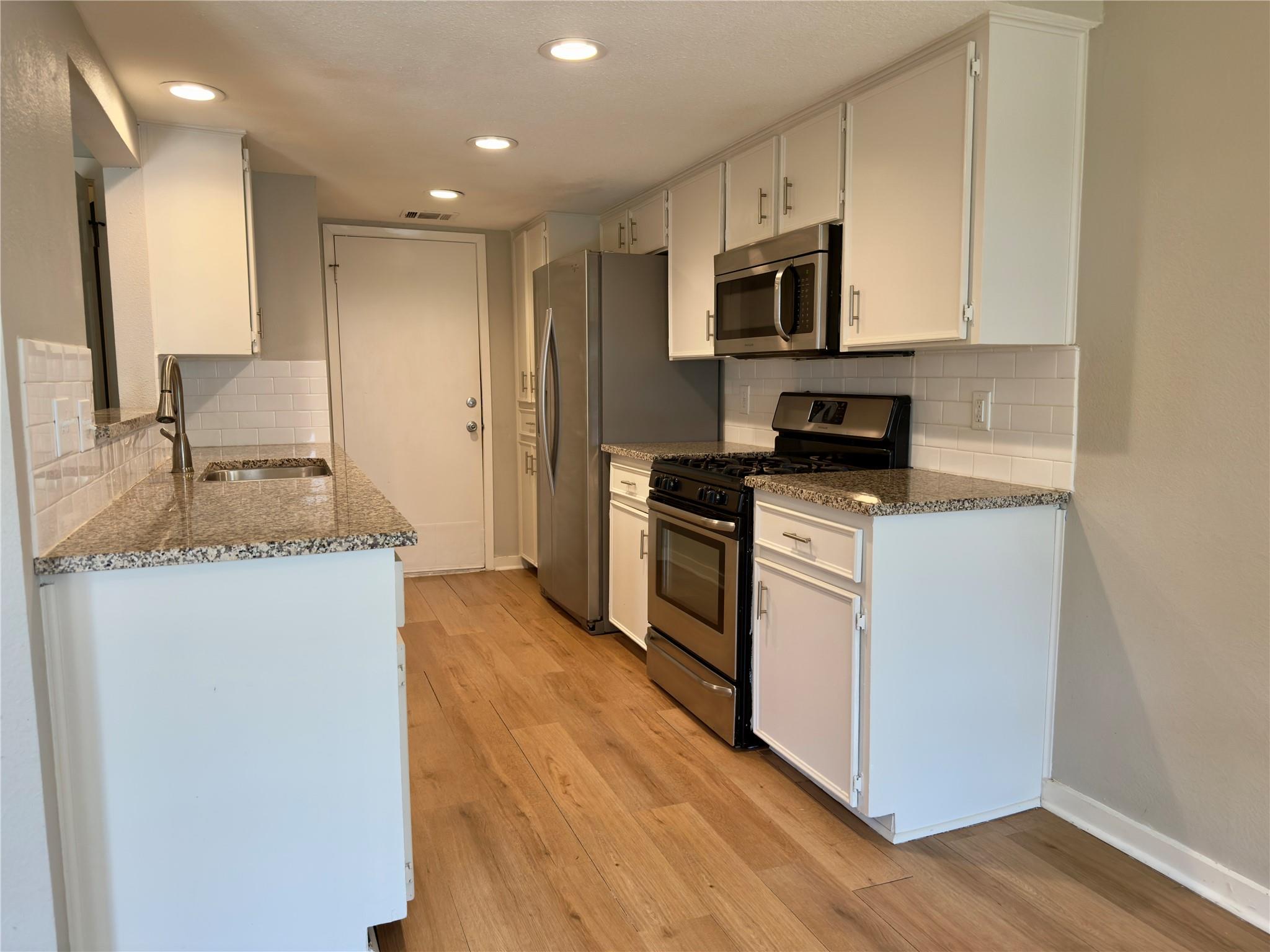 7911 Parliament Pl, Austin, TX 78759