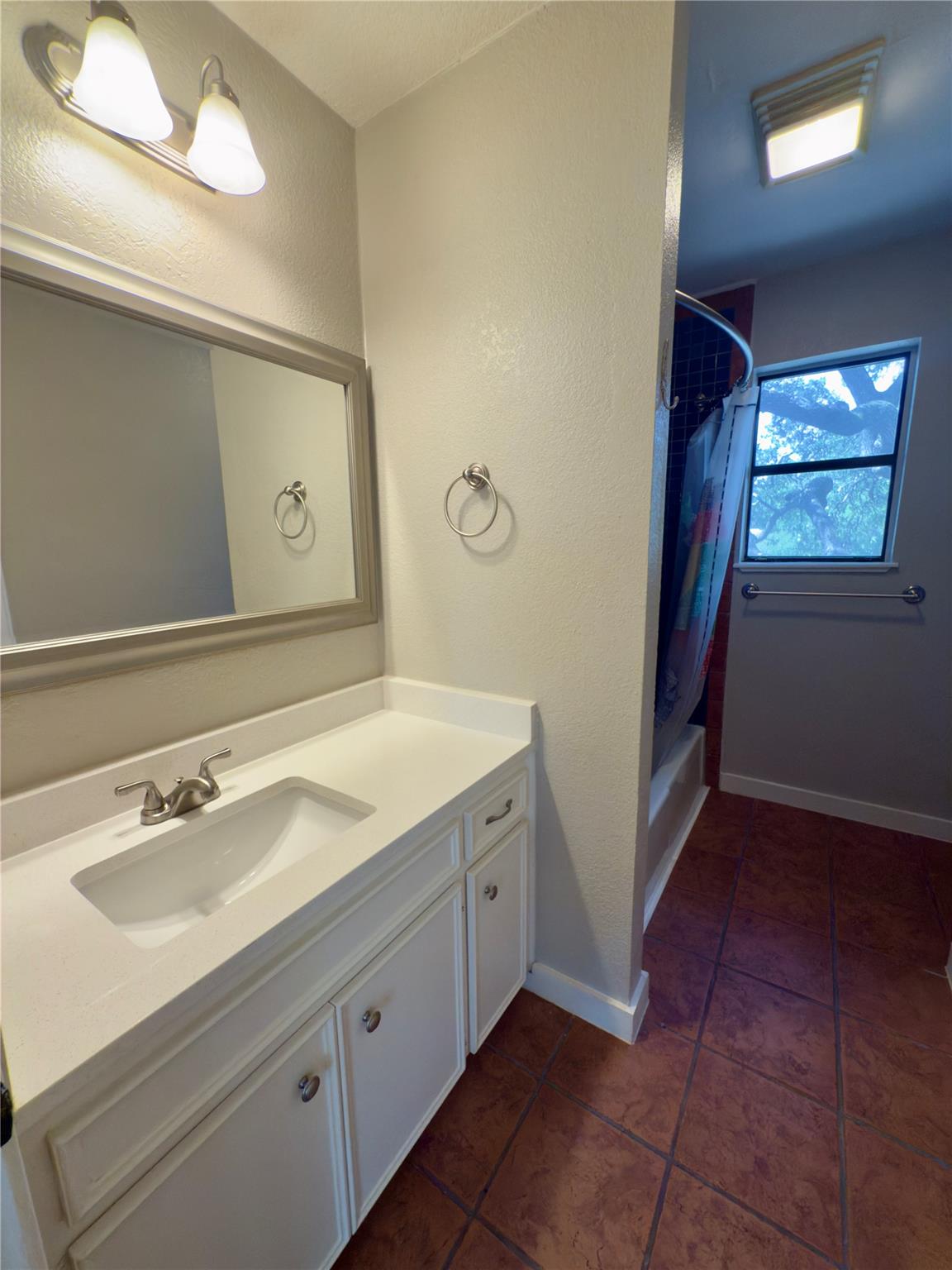 7911 Parliament Pl, Austin, TX 78759