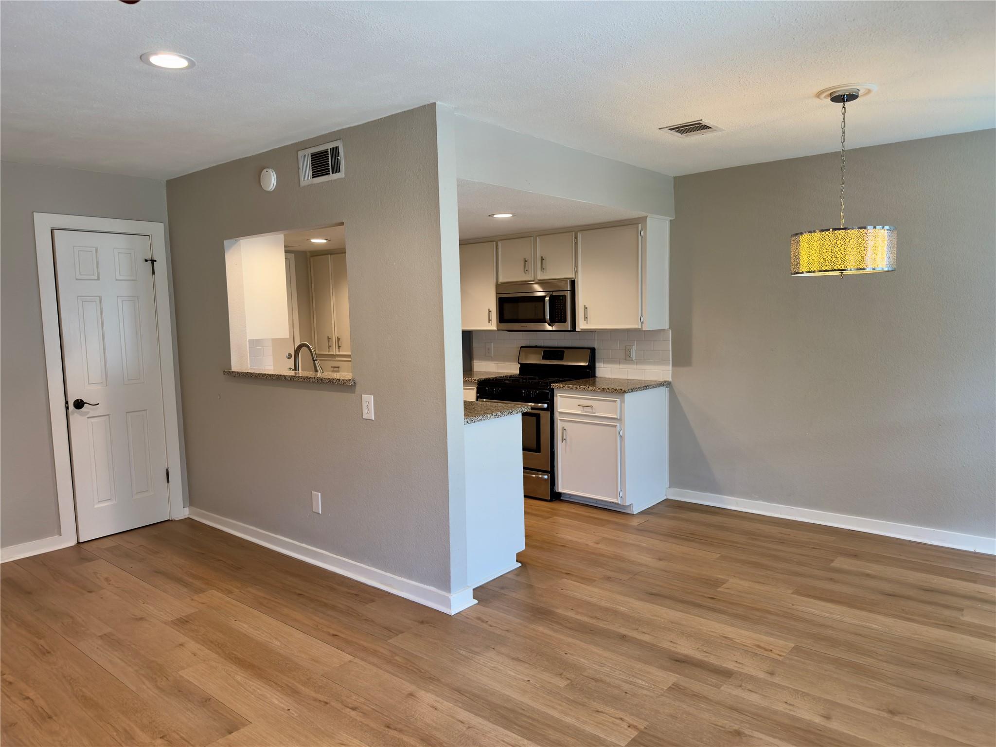 7911 Parliament Pl, Austin, TX 78759