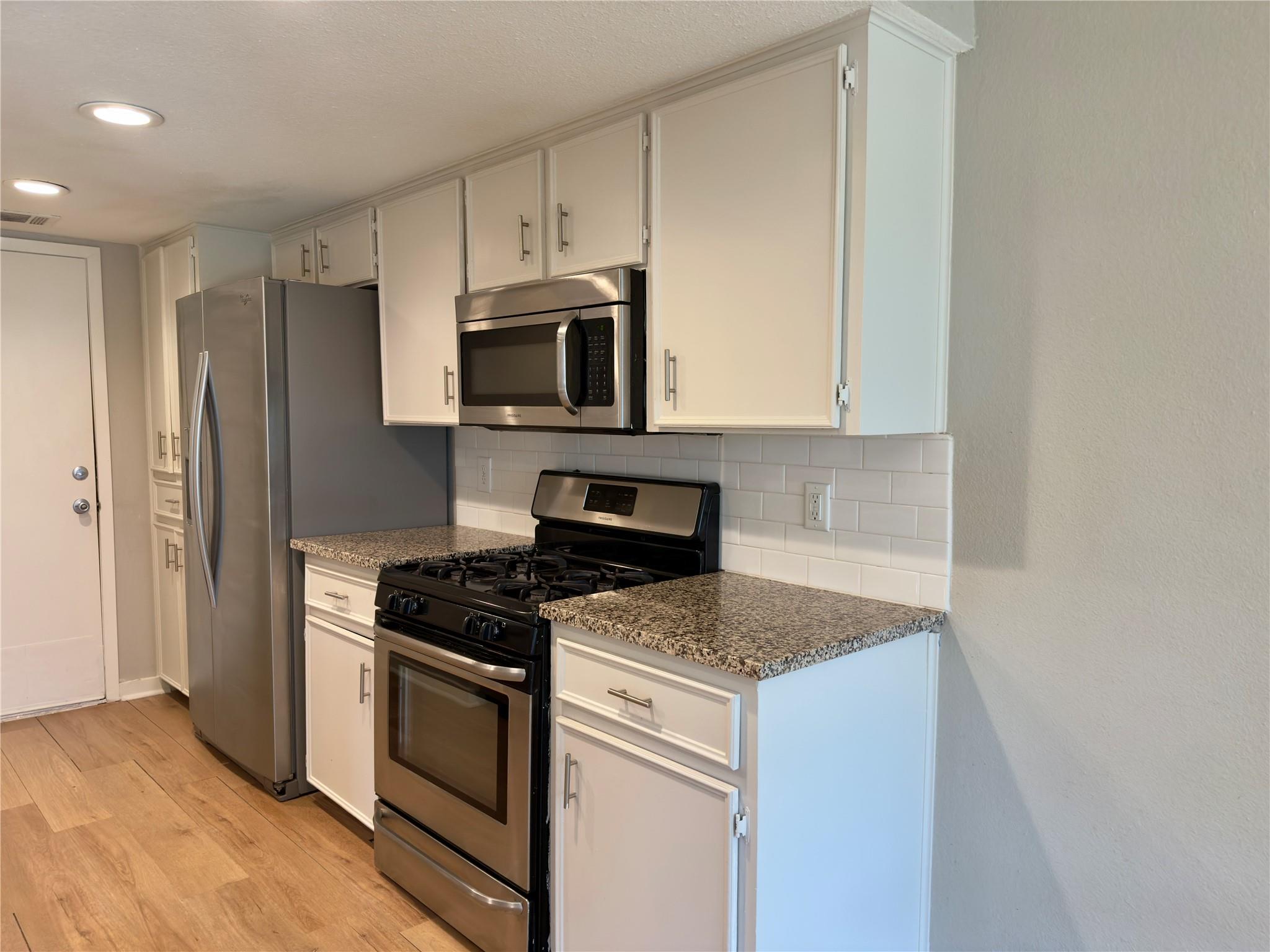 7911 Parliament Pl, Austin, TX 78759