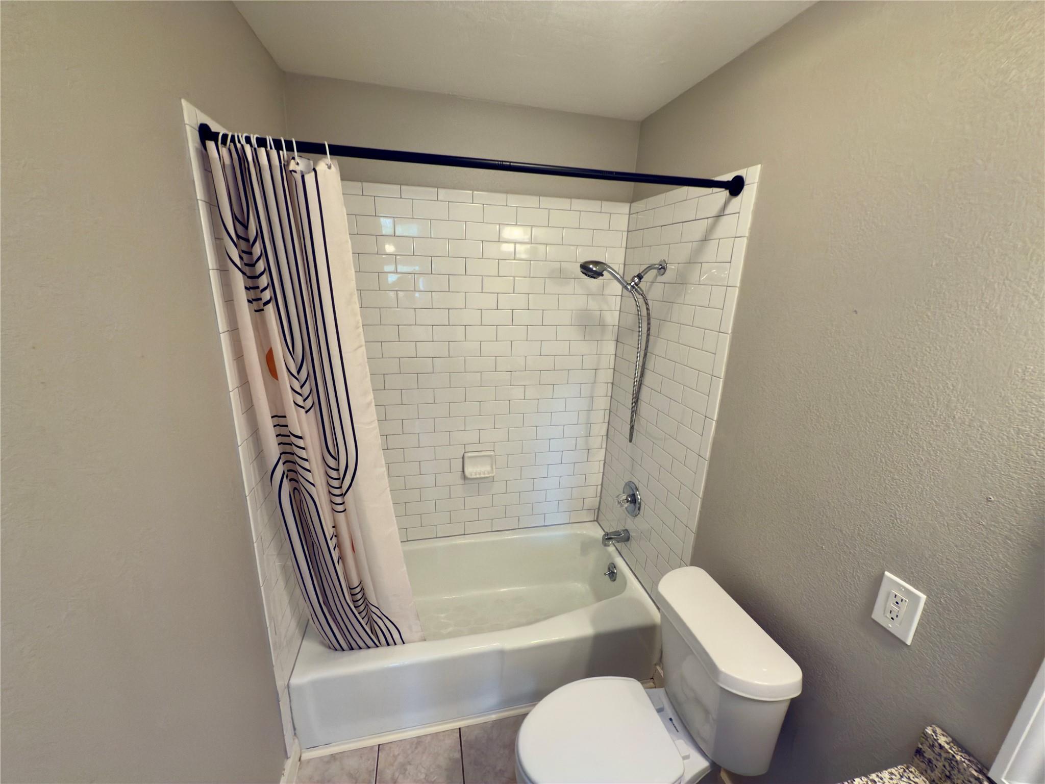 7911 Parliament Pl, Austin, TX 78759