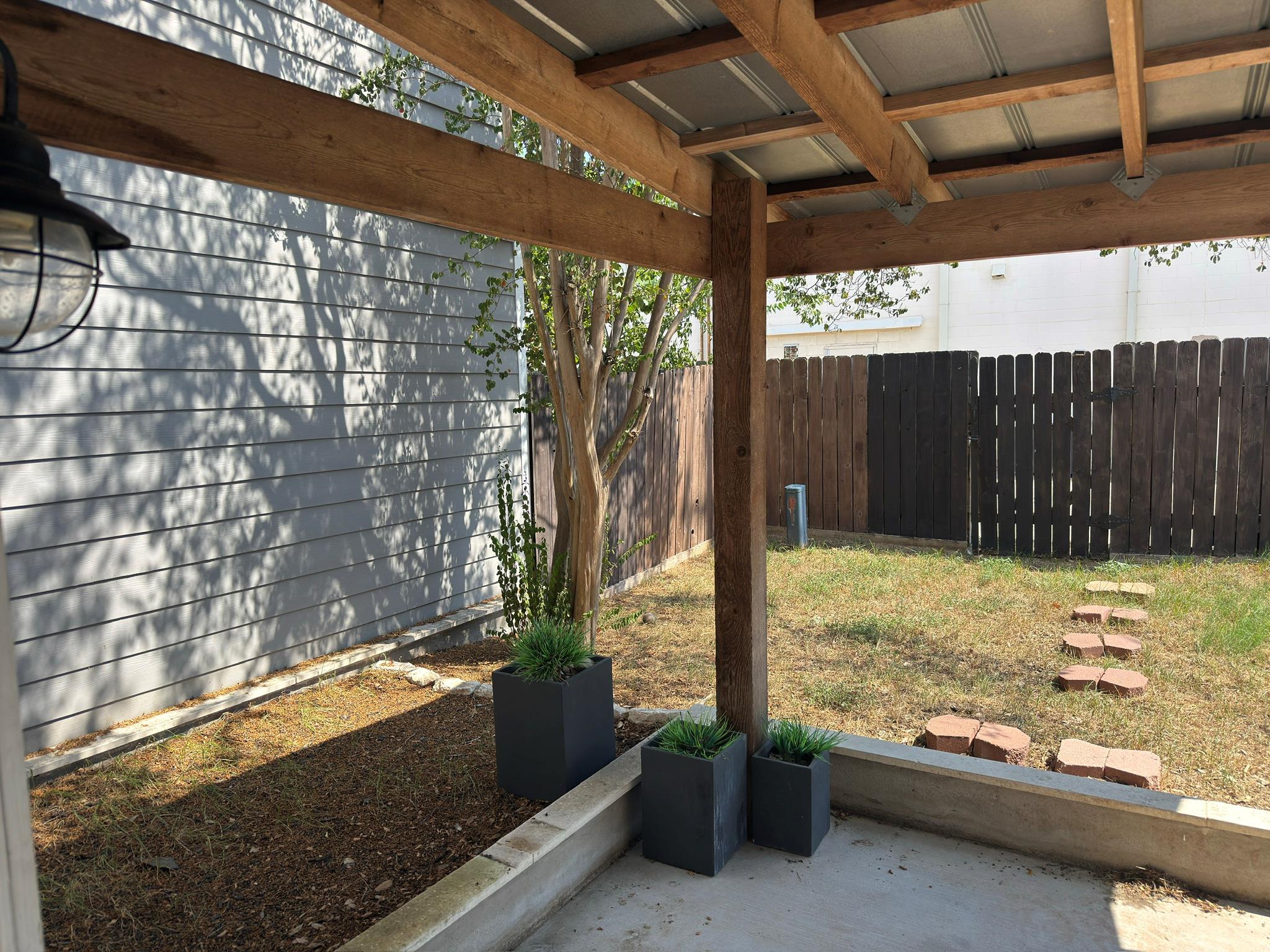 7911 Parliament Pl, Austin, TX 78759