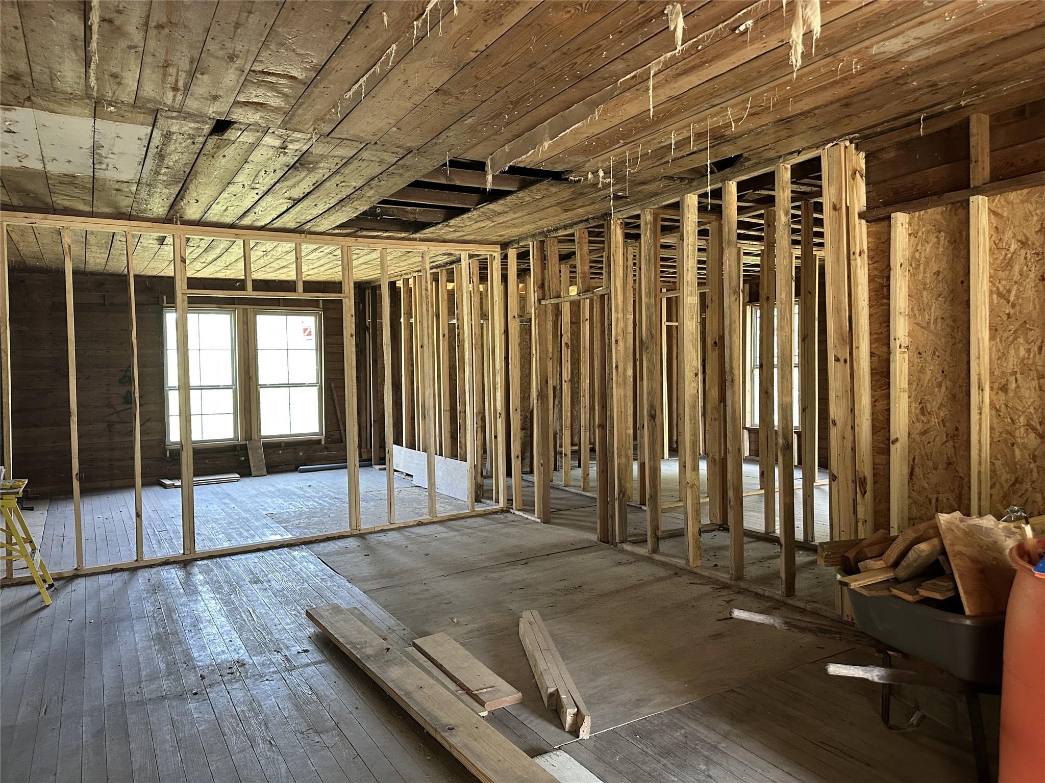 401 E Hopkins St, Mexia, TX 76667