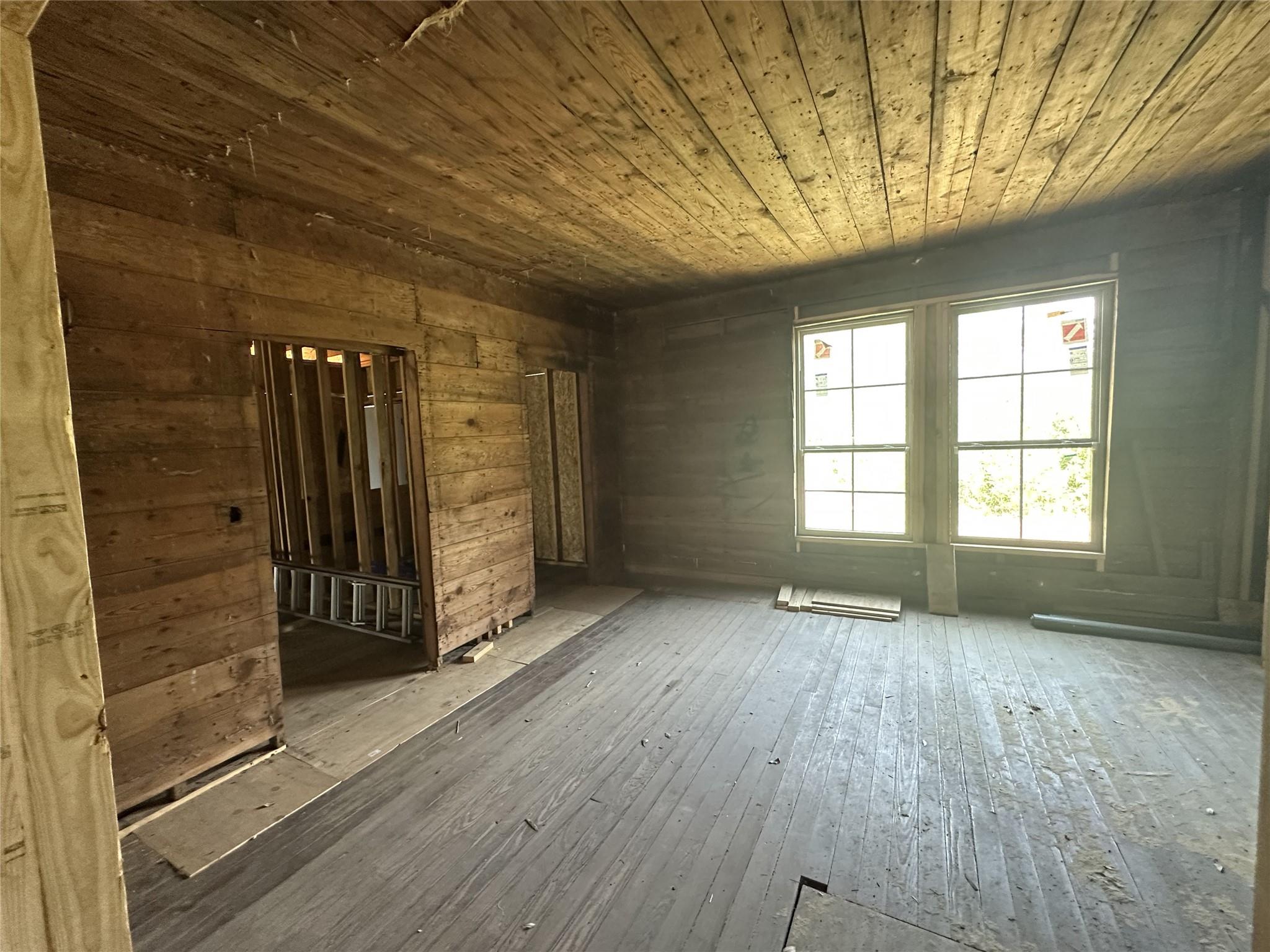 401 E Hopkins St, Mexia, TX 76667