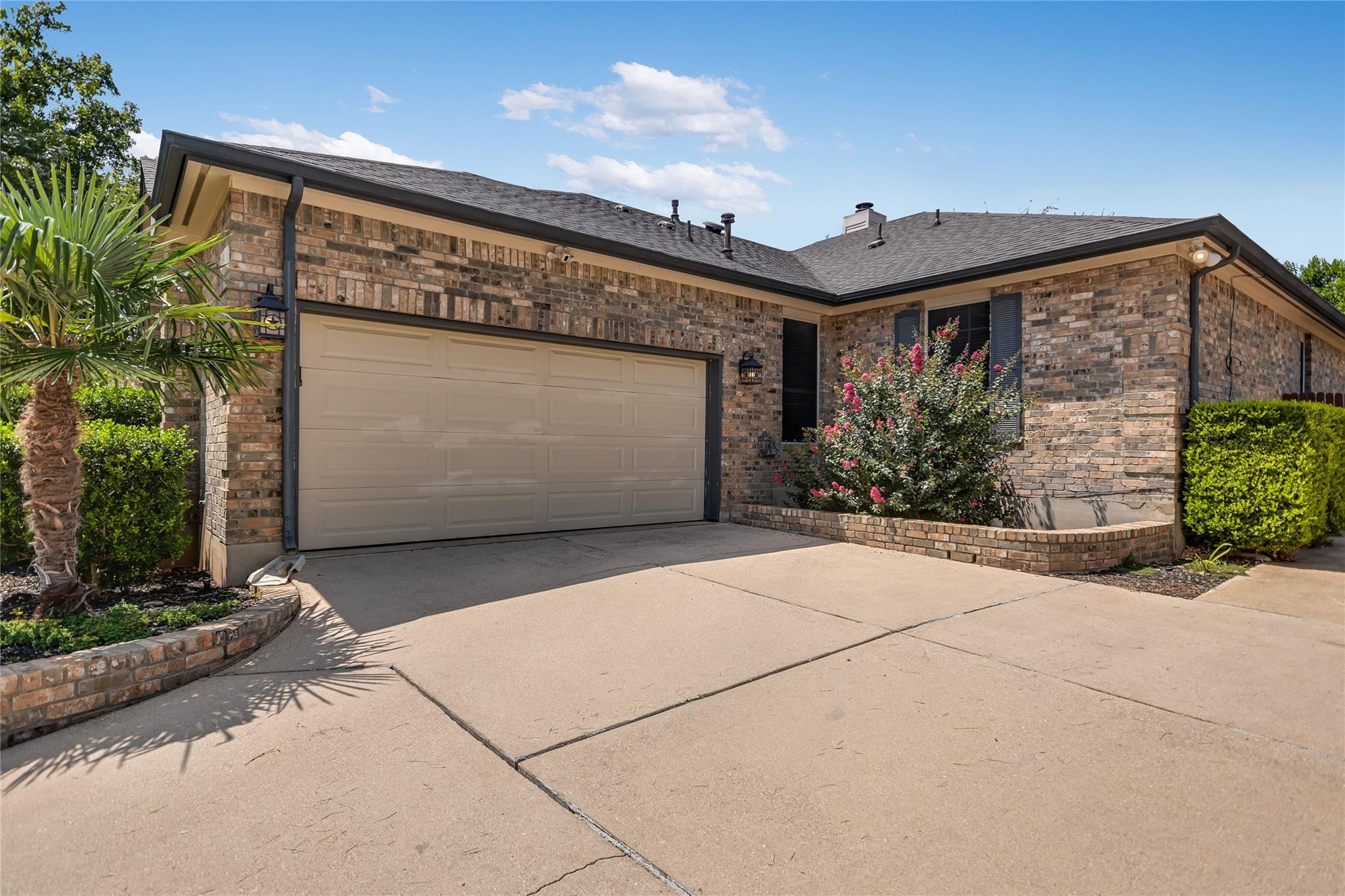 1004 Rutgers Dr, Pflugerville, TX 78660