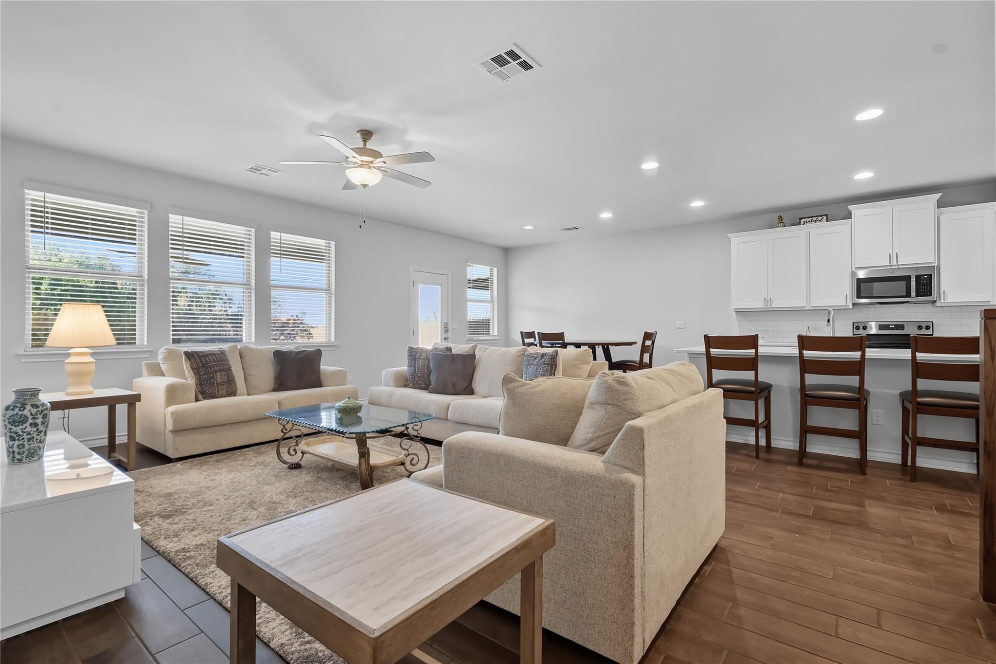 621 Limestone Rd Rds, Liberty Hill, TX 78642