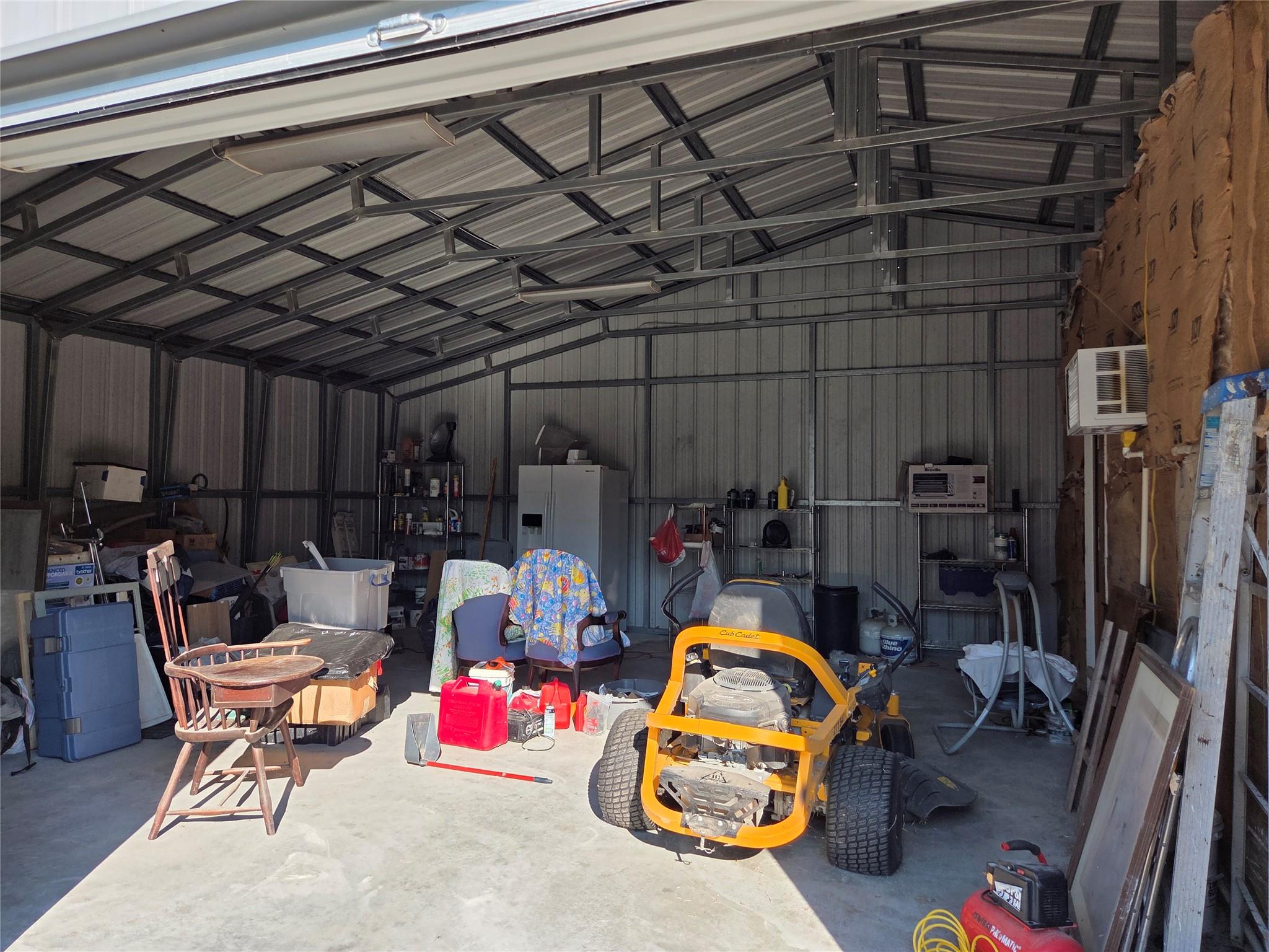 150 Beaver Rd, Elgin, TX 78621