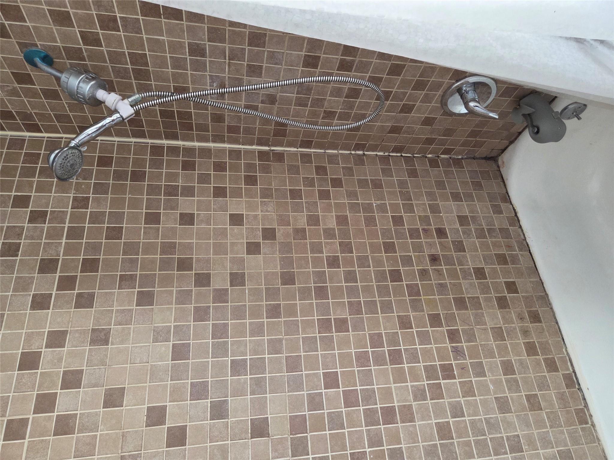 150 Beaver Rd, Elgin, TX 78621