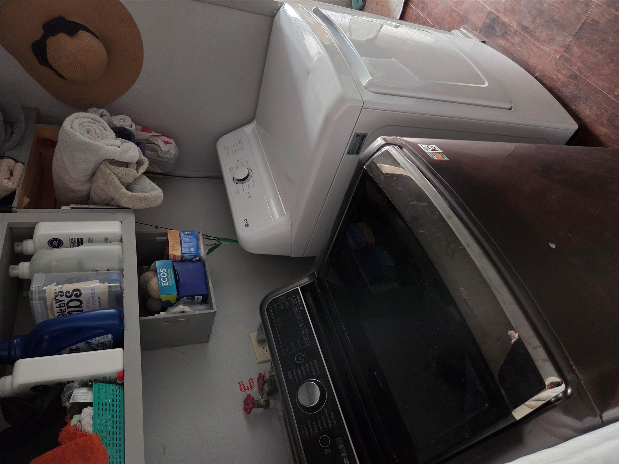 150 Beaver Rd, Elgin, TX 78621