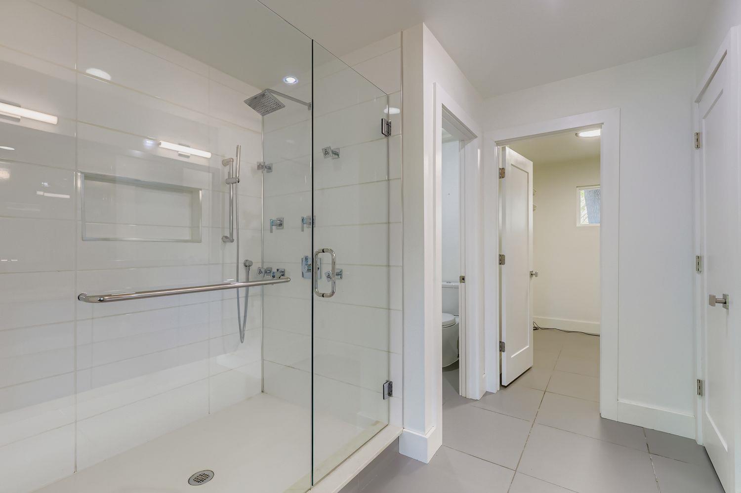 11810 Charing Cross Rd, Austin, TX 78759