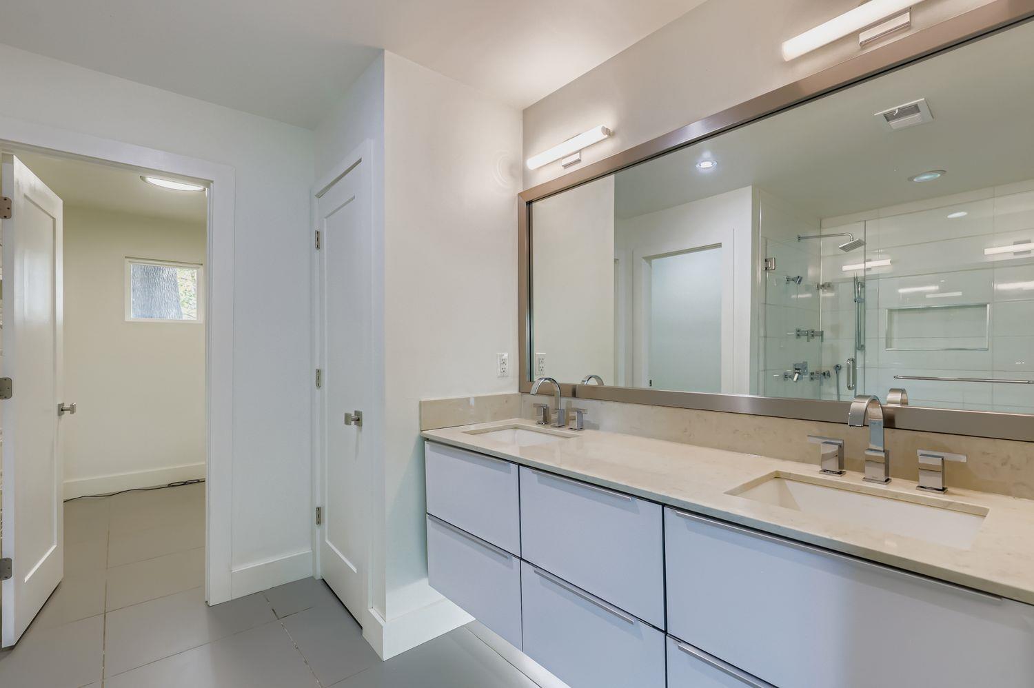 11810 Charing Cross Rd, Austin, TX 78759