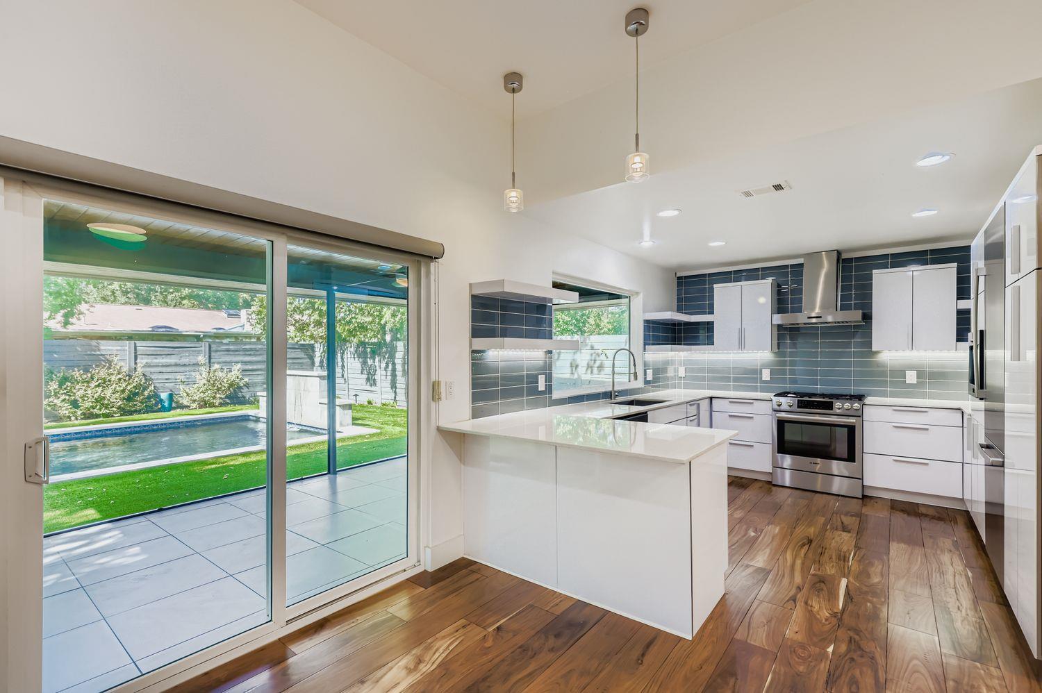 11810 Charing Cross Rd, Austin, TX 78759