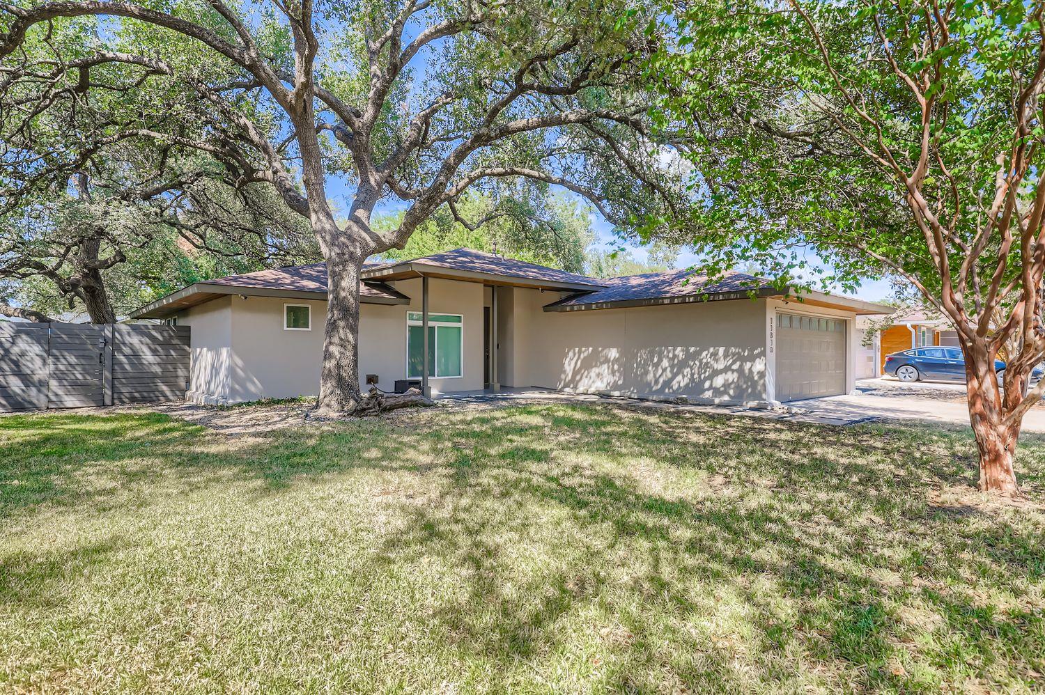 11810 Charing Cross Rd, Austin, TX 78759