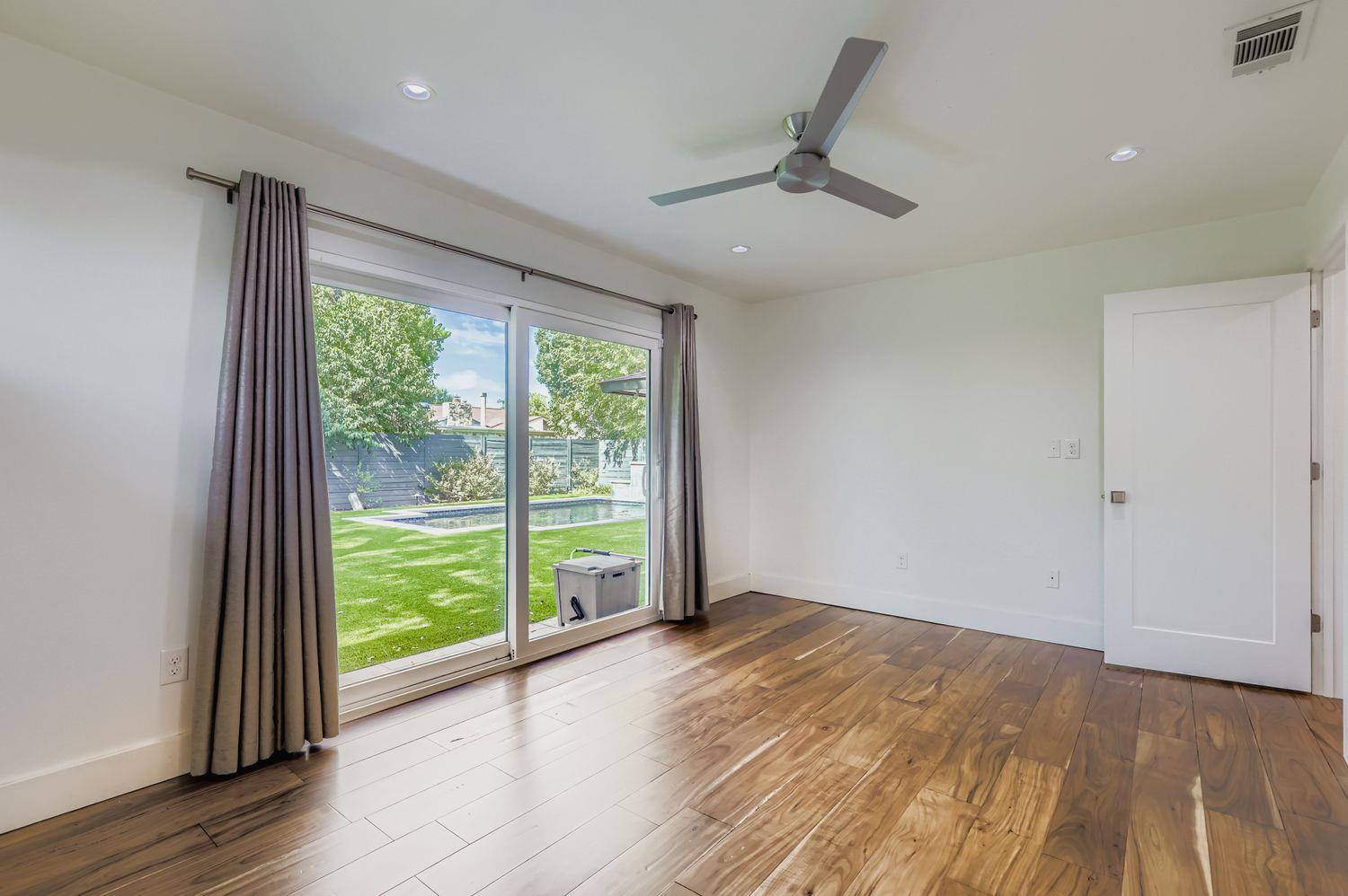 11810 Charing Cross Rd, Austin, TX 78759