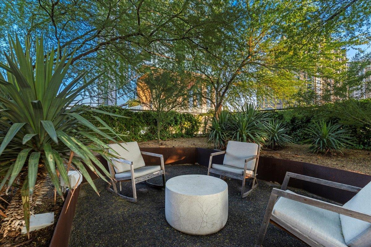 70 Rainey St # 1503, Austin, TX 78701