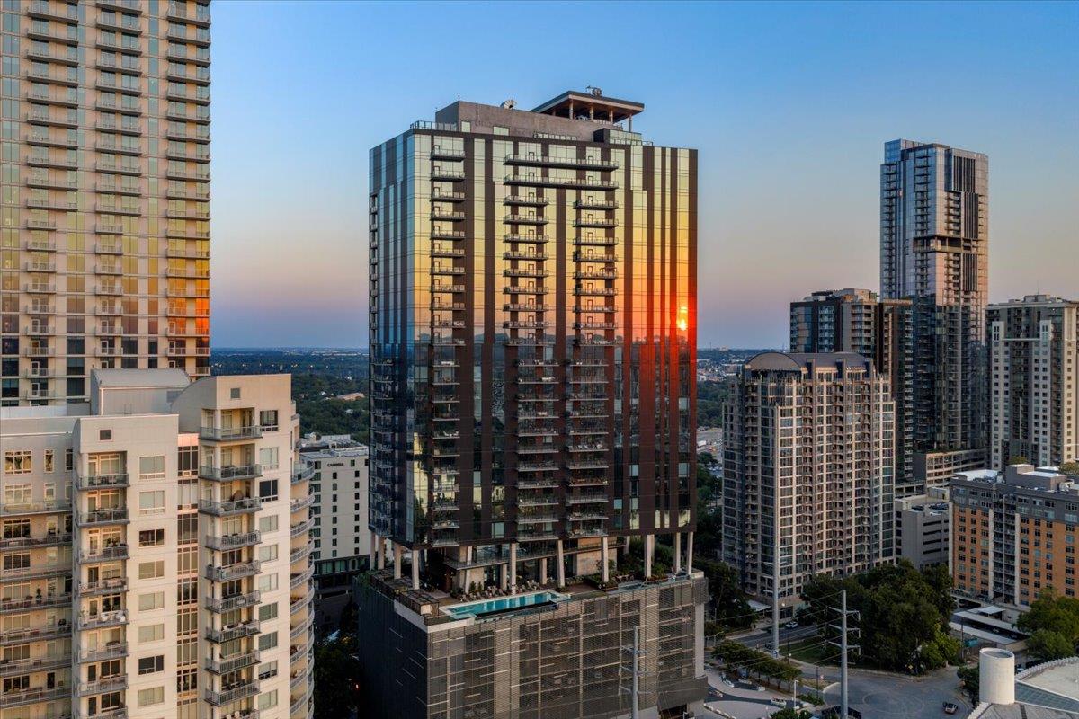 70 Rainey St # 1503, Austin, TX 78701