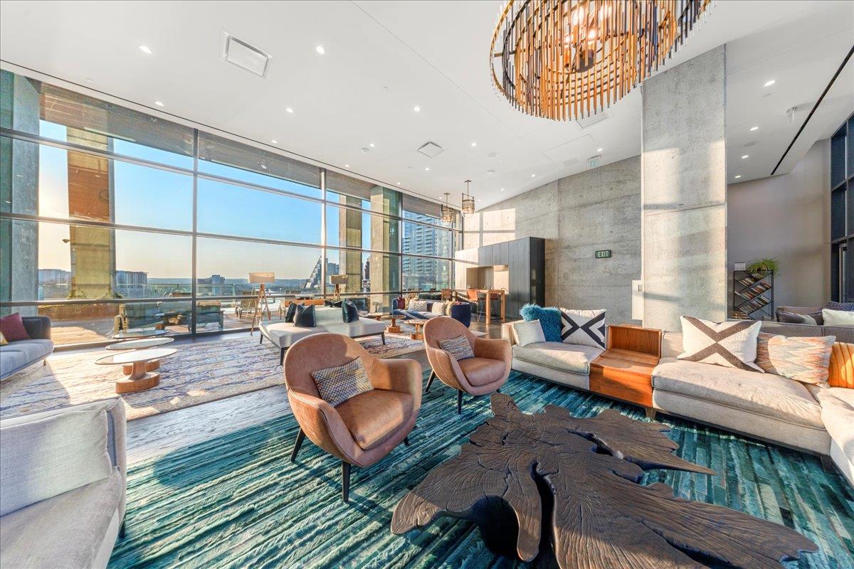 70 Rainey St # 1503, Austin, TX 78701