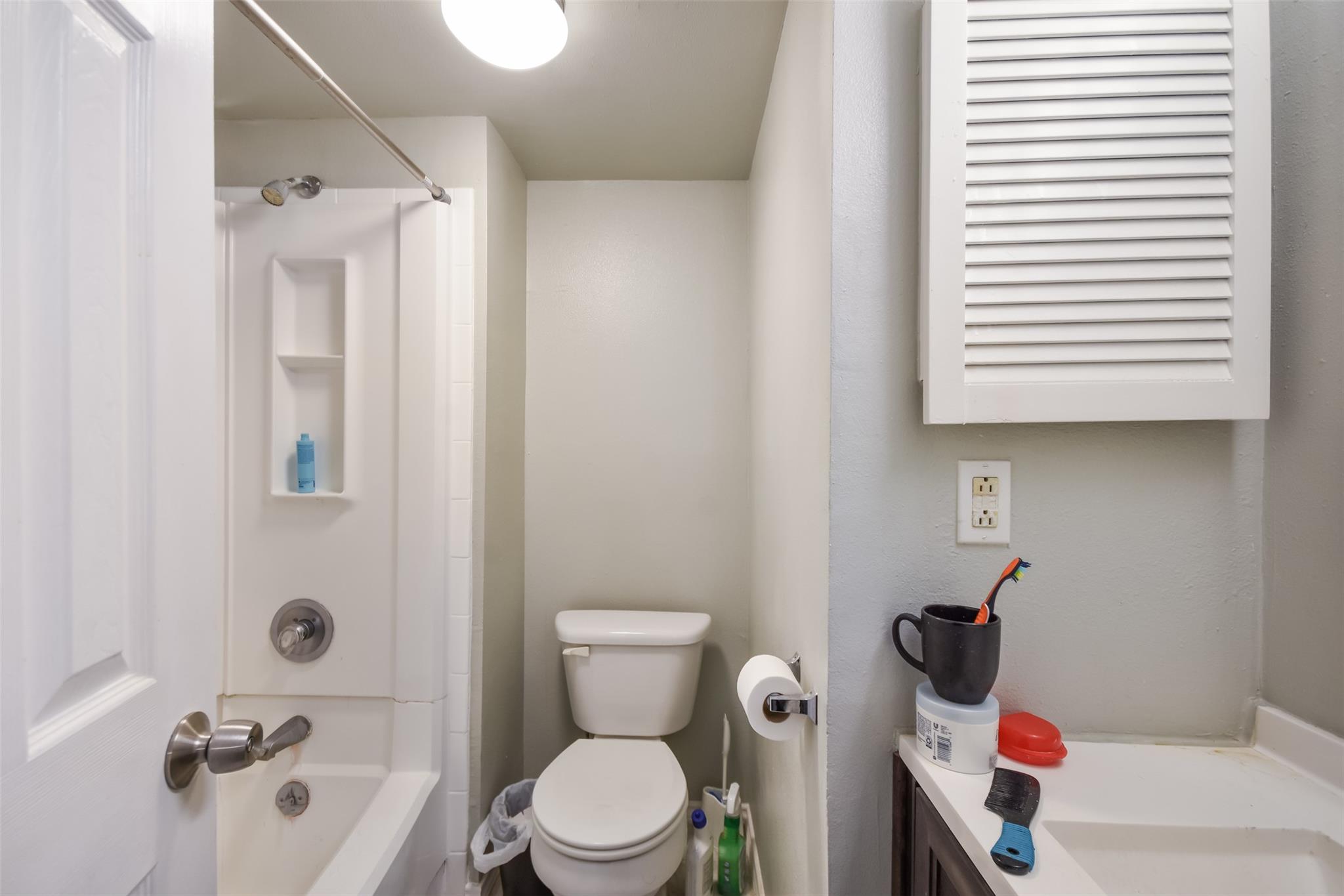 2401 Leon St # 104, Austin, TX 78705